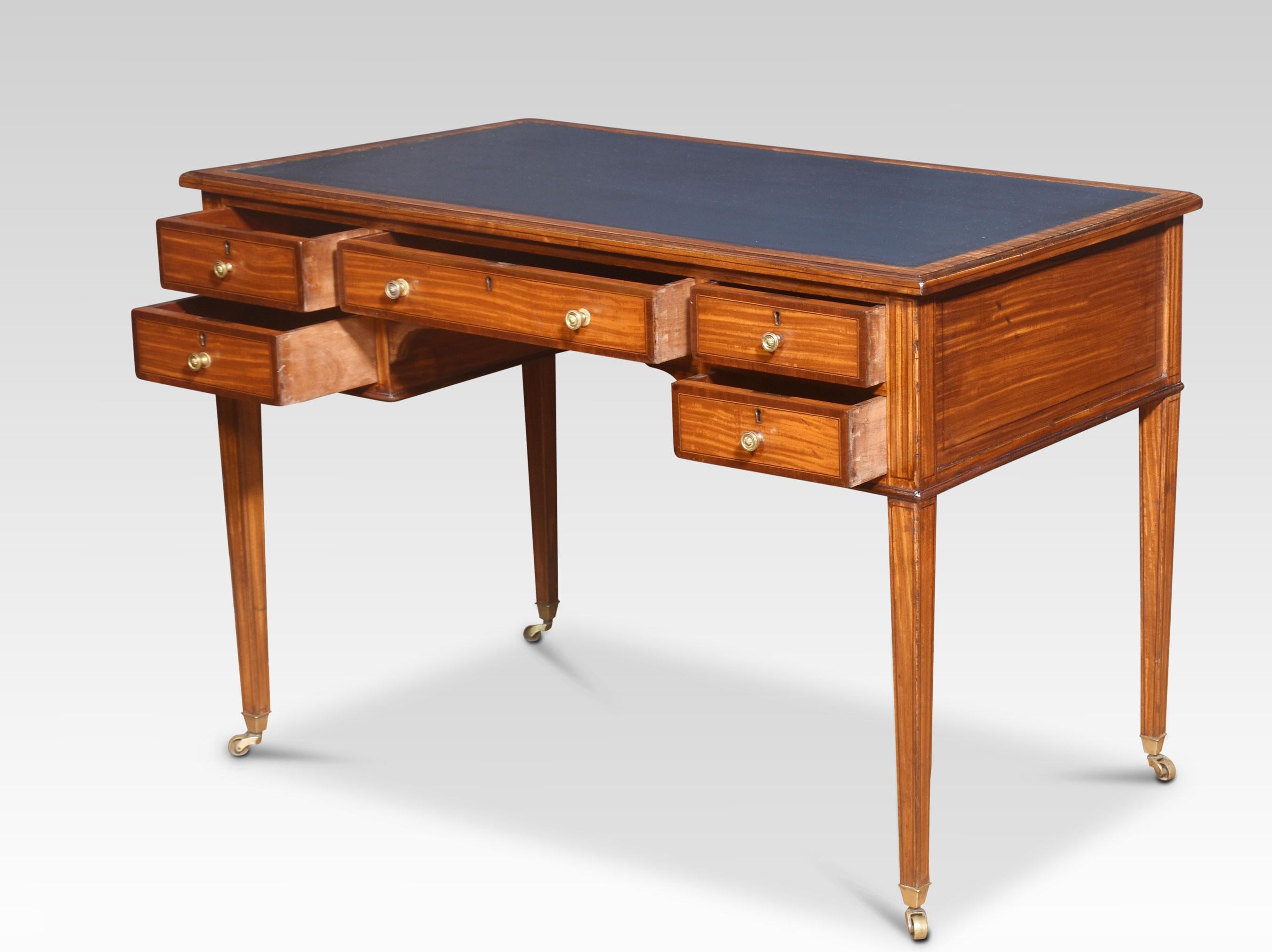 20th Century Satinwood writing table For Sale