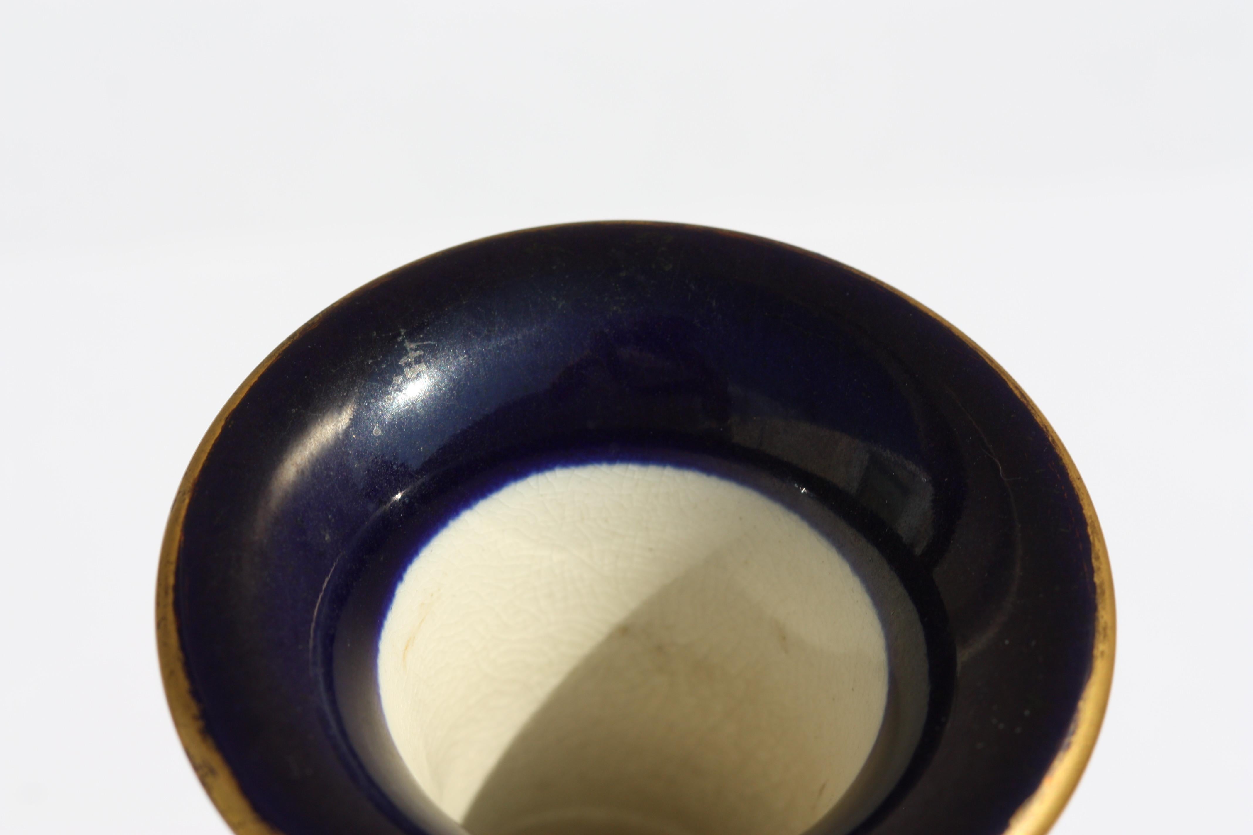 20ième siècle Vase de cabinet en faïence de Satsuma en vente