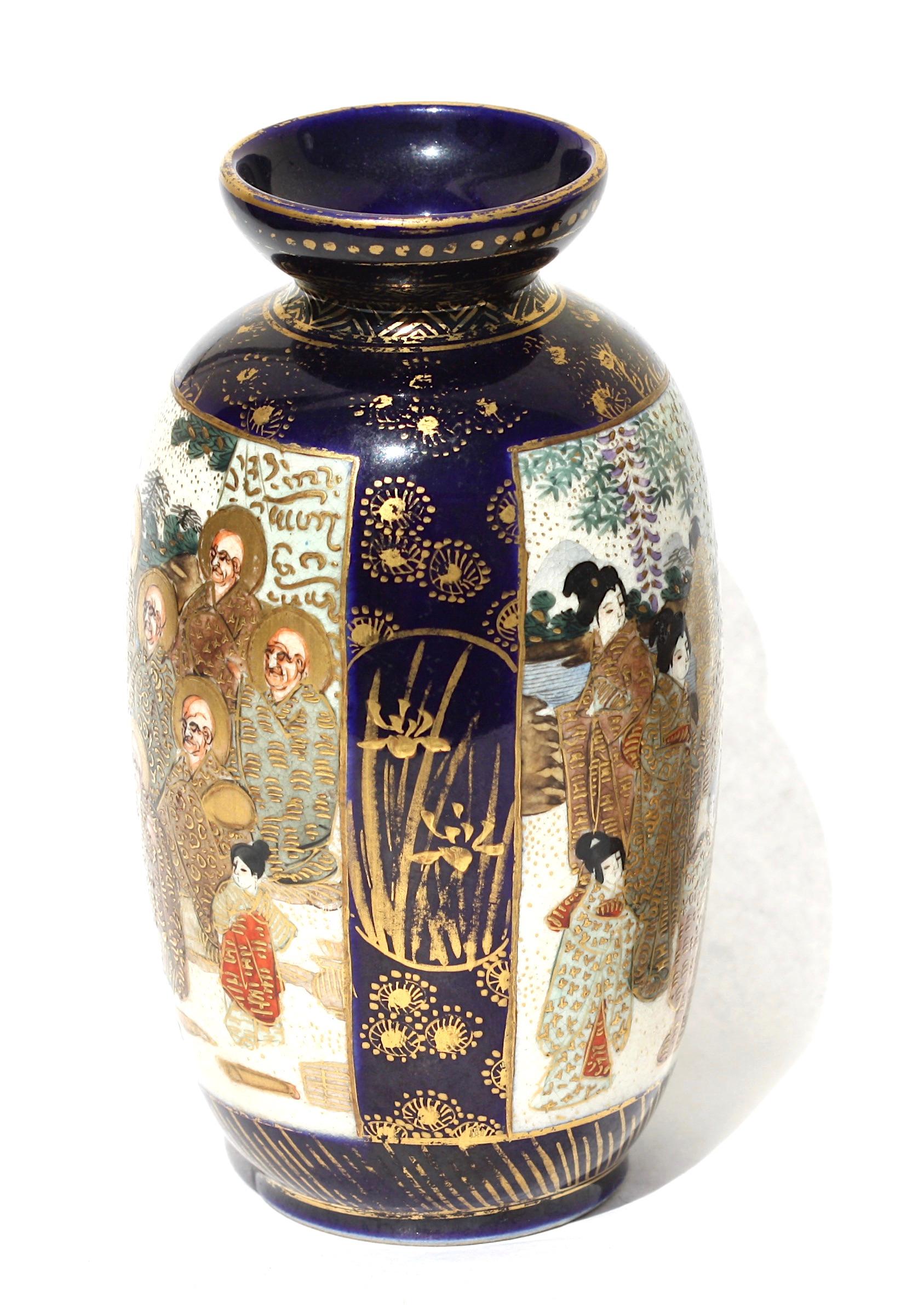 Satsuma earthenware vase In Good Condition For Sale In West Palm Beach, FL