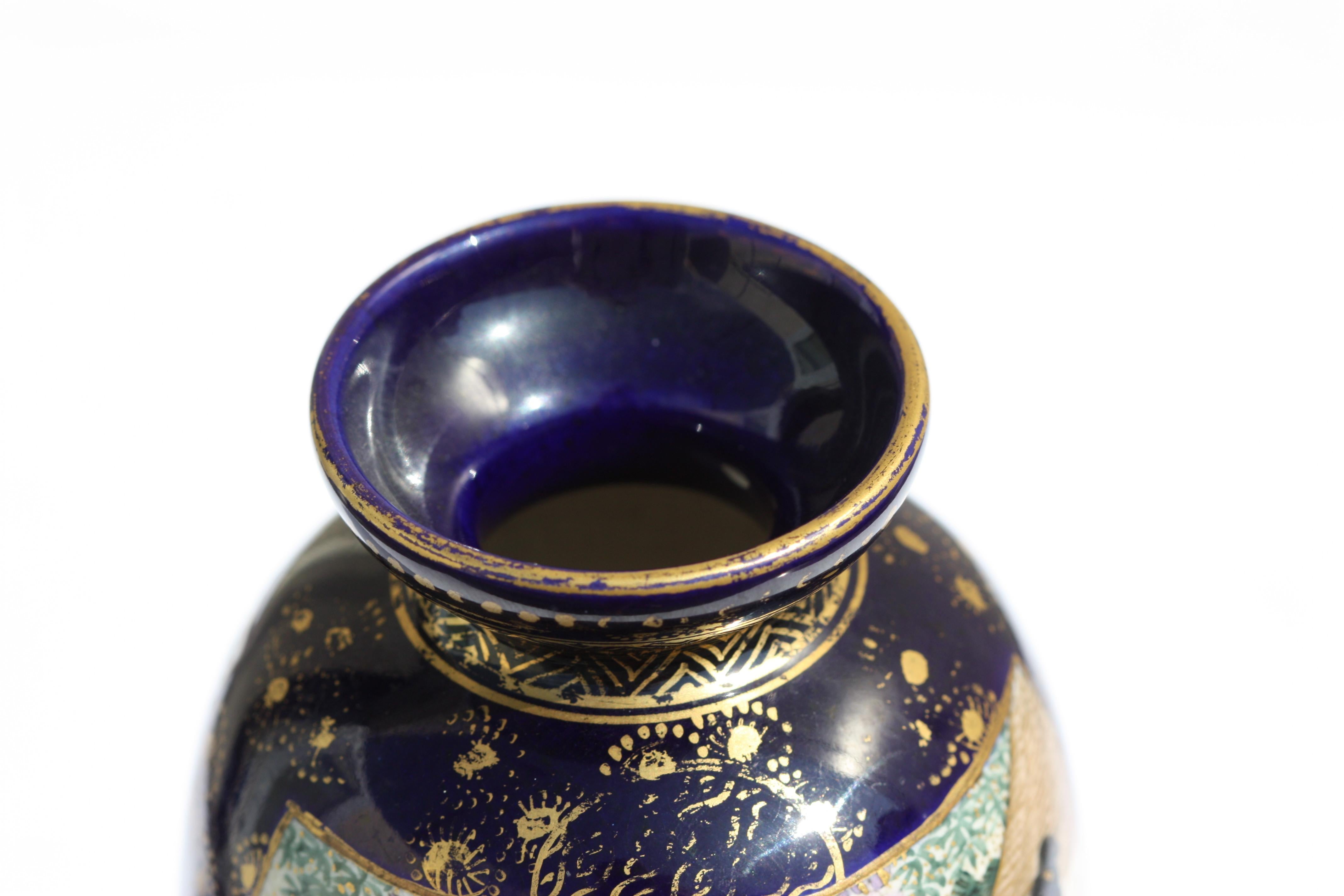 Satsuma earthenware vase For Sale 1