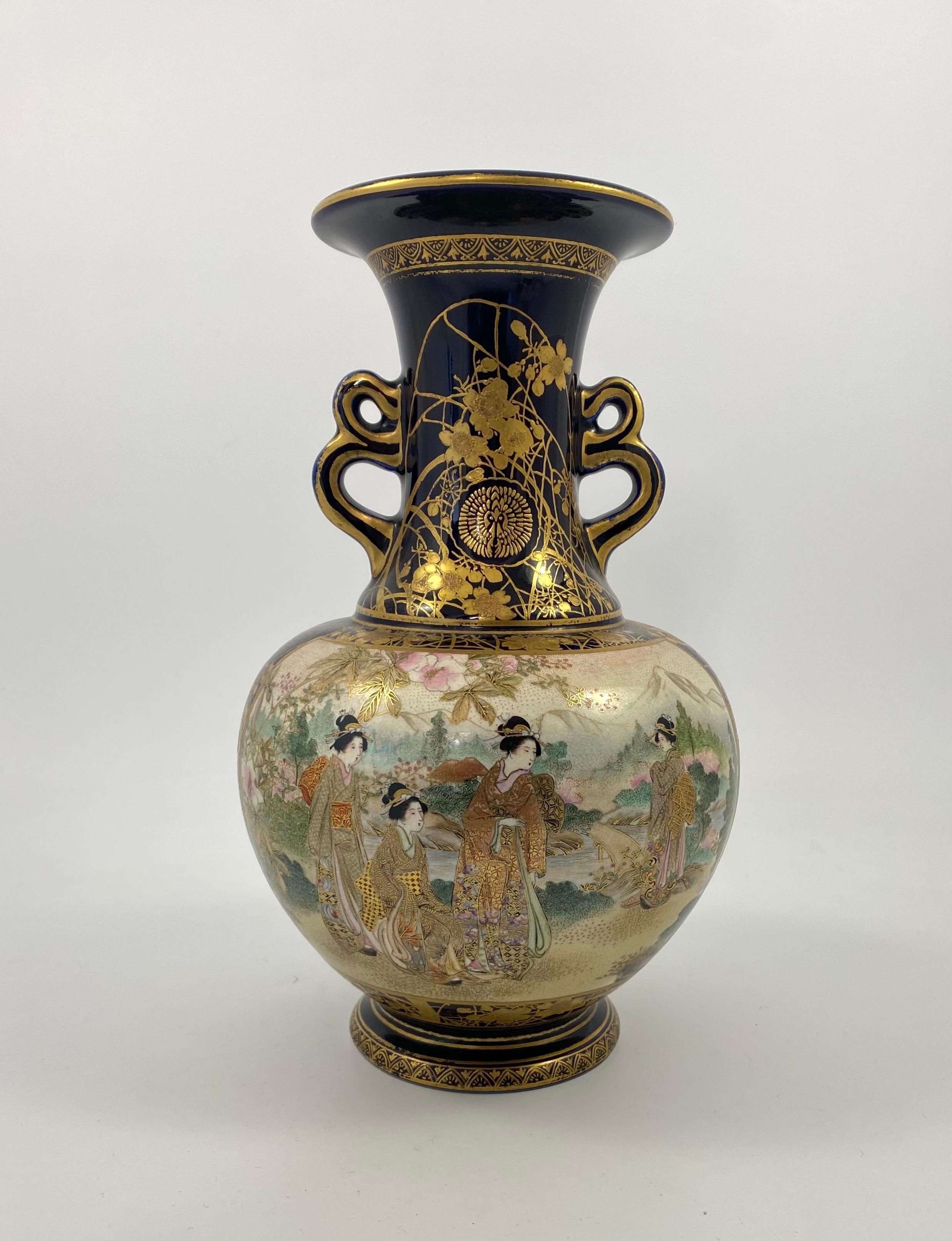 Fired Satsuma Earthenware Vase, Kinkozan, Meiji Period