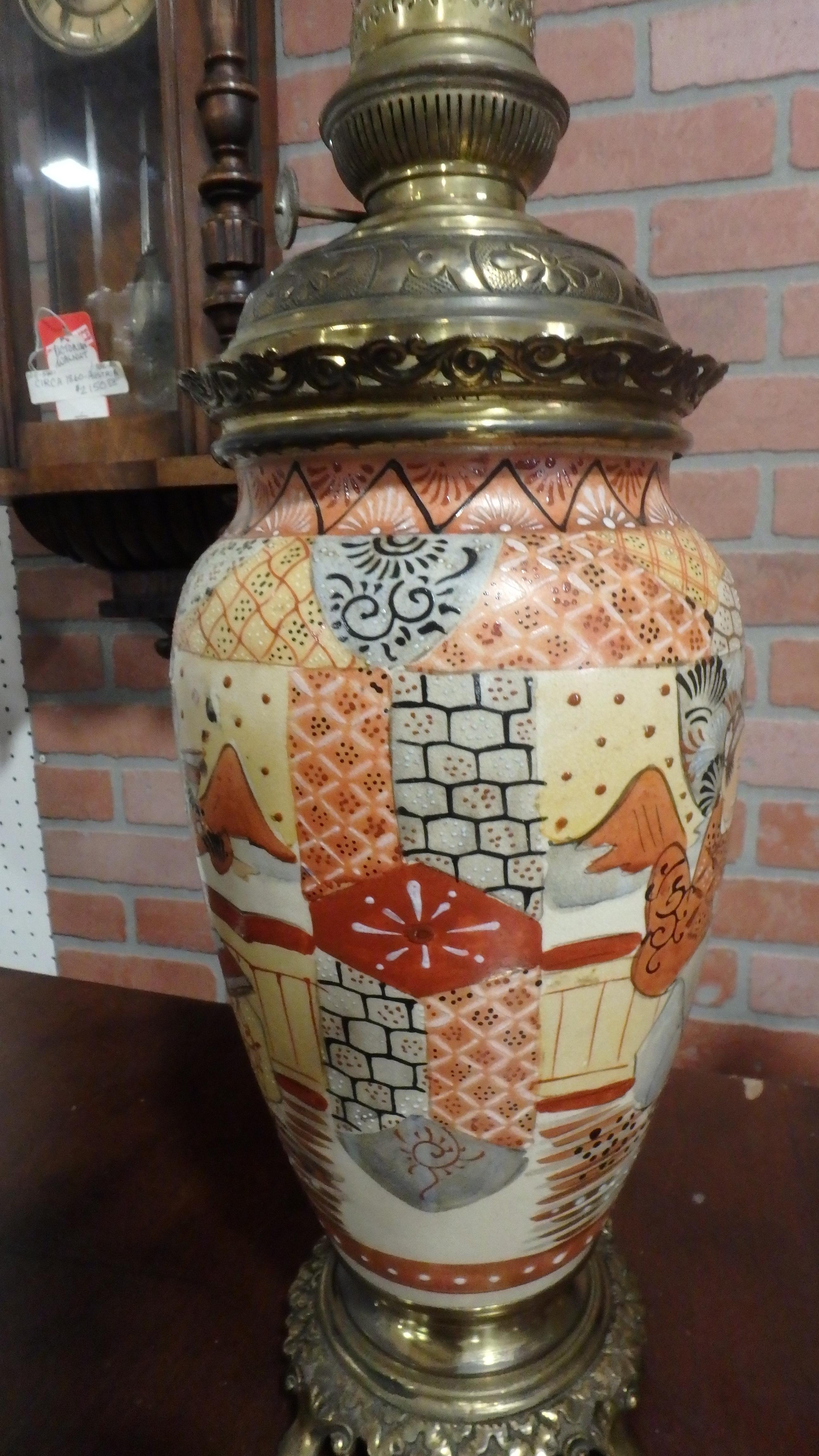 Satsuma Japanese Pottery In Good Condition For Sale In Clinton, AR