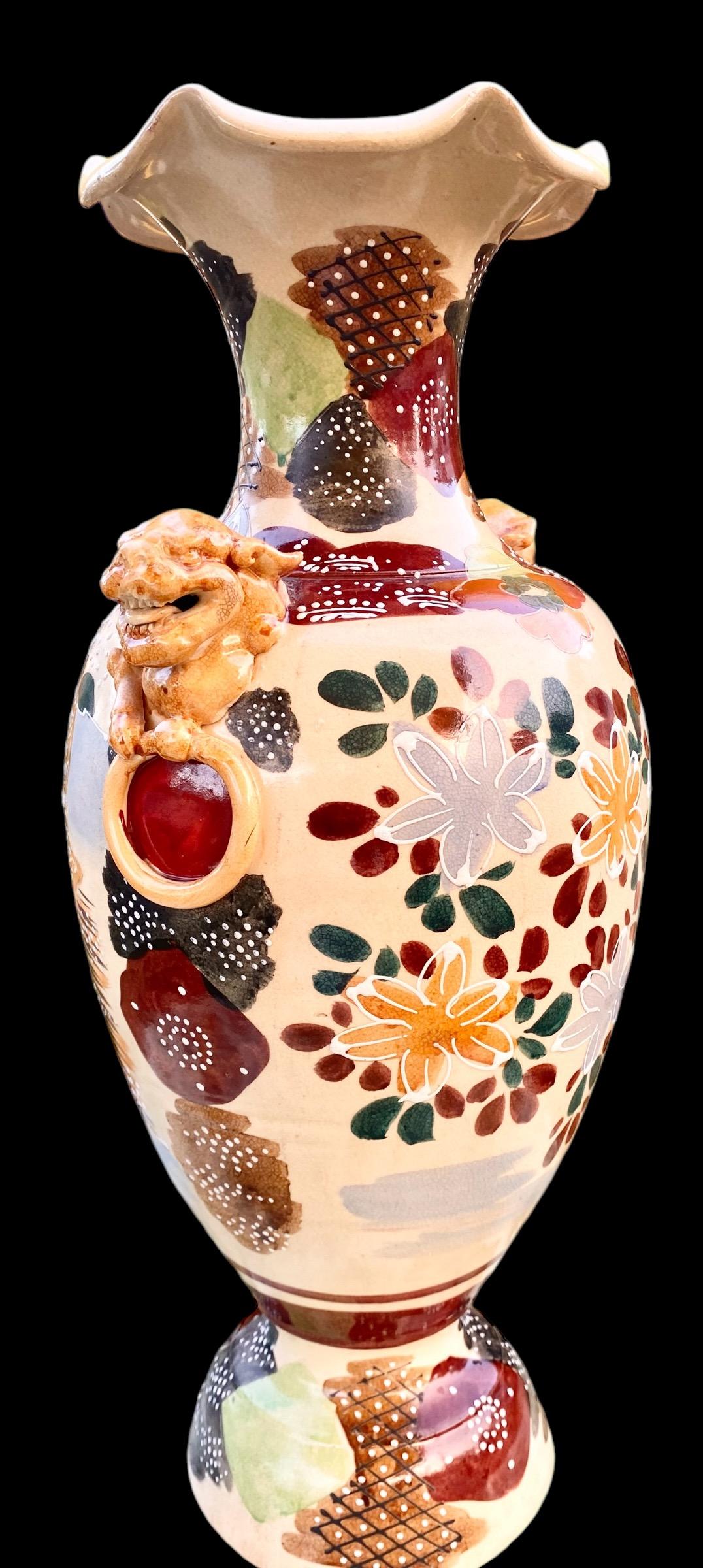 Glazed Satsuma Polychrome Painted Vase, Taisho Period (1912- 1926)