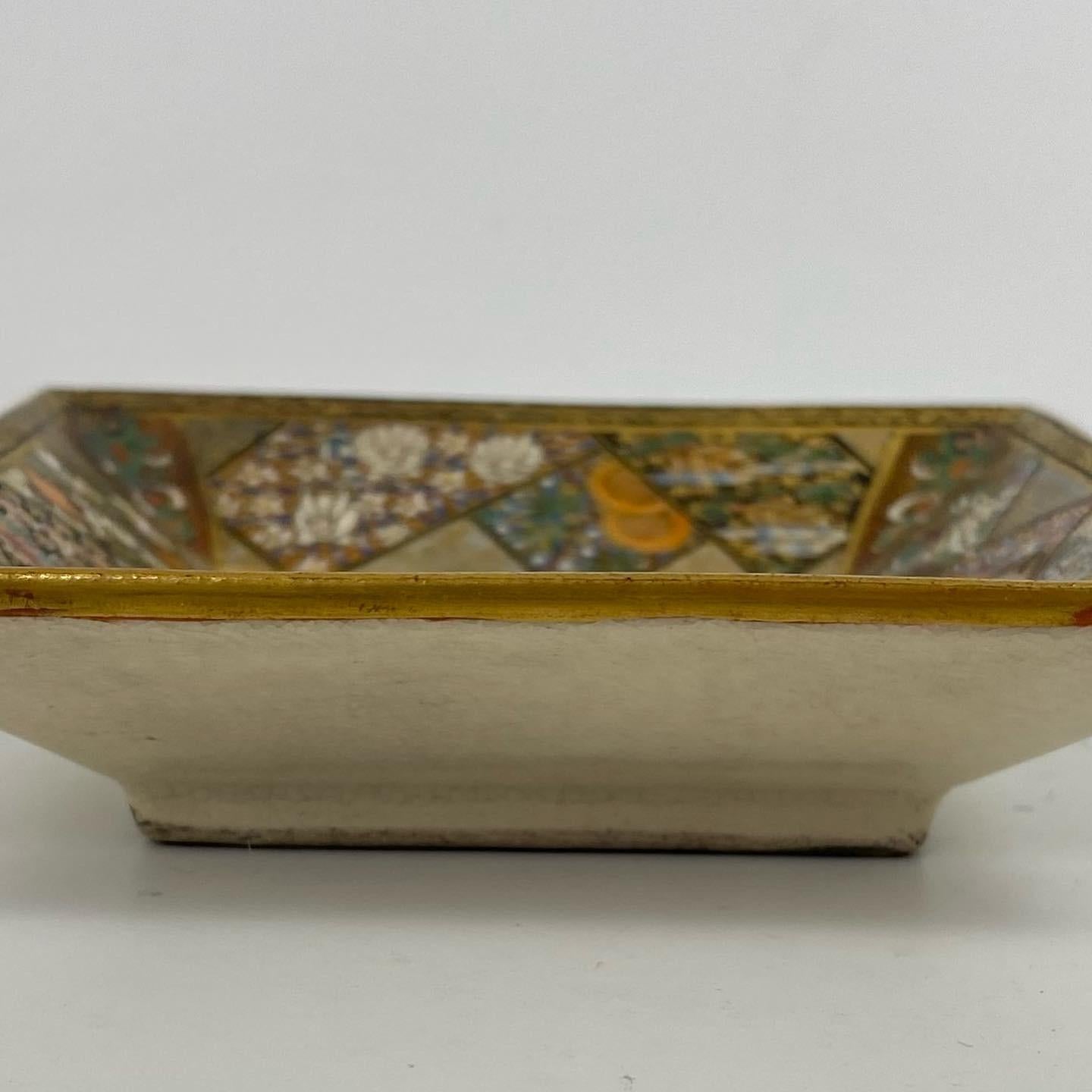 Earthenware Satsuma pottery dish. Kanzan, c. 1900, Meiji Period