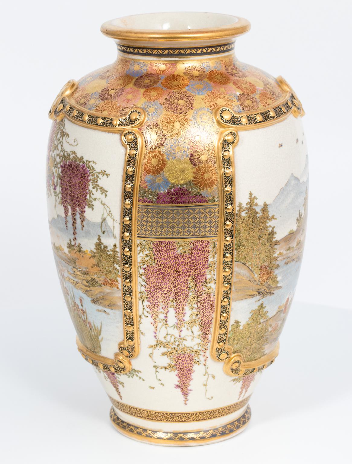 Satsuma Pottery Vase, circa 1890 For Sale 6