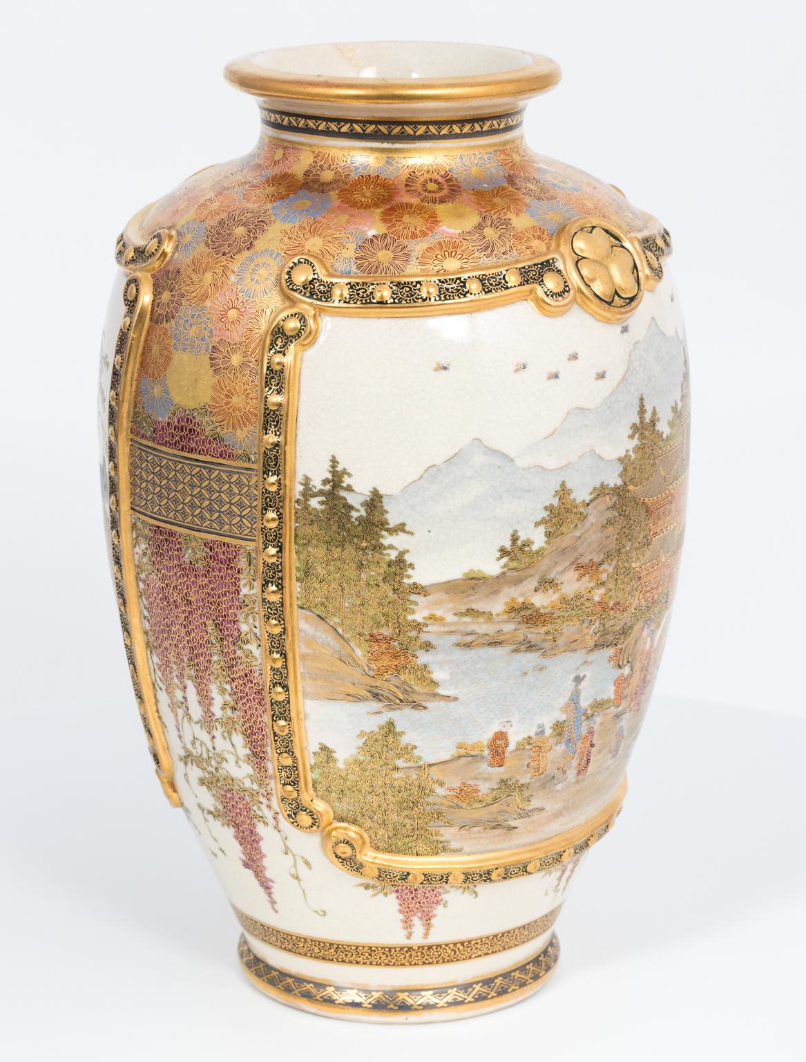 Satsuma Pottery Vase, circa 1890 For Sale 7