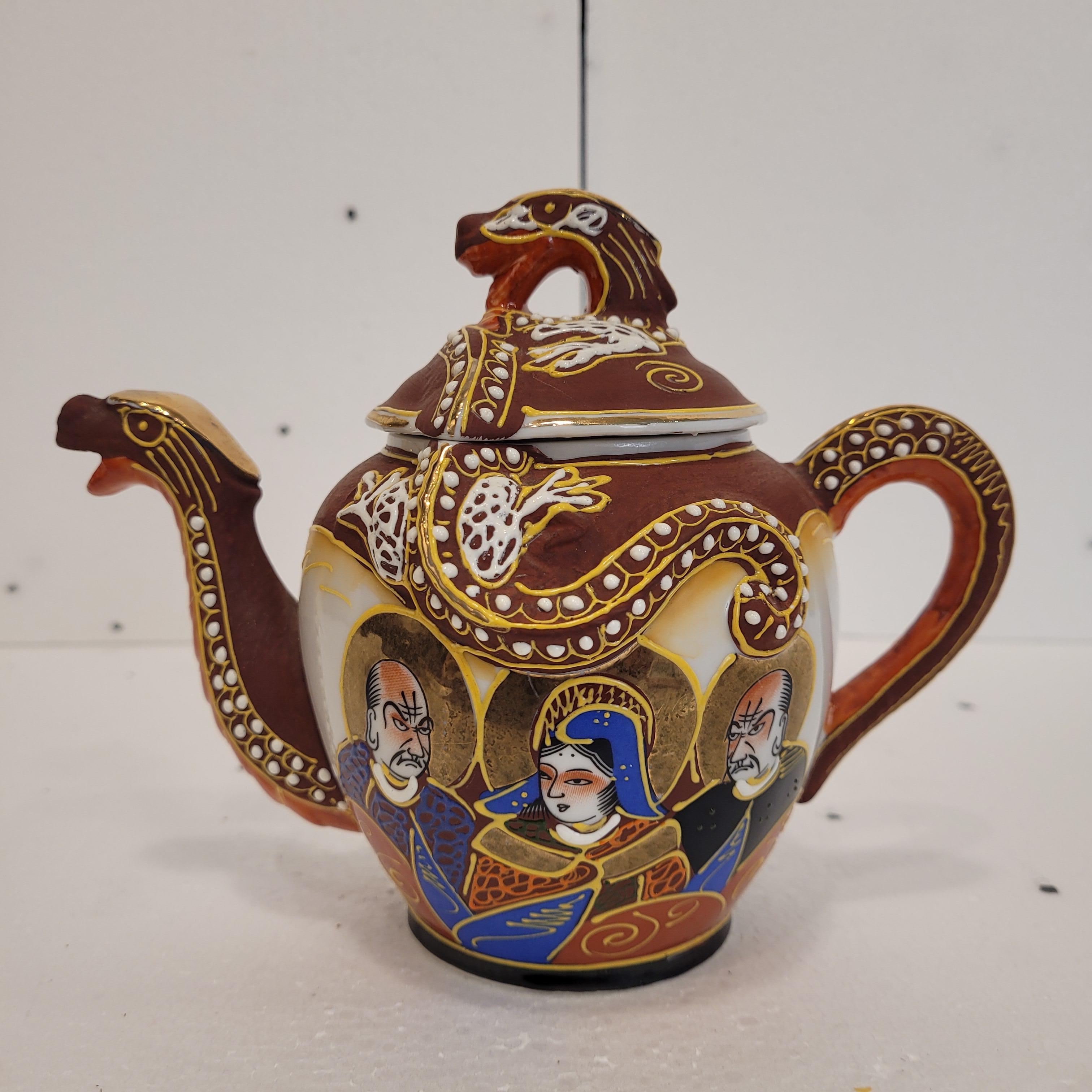 Japonisme Satsuma Red Gold Blue Satsuma Porcelain Tea Set, Nakasima Japan For Sale