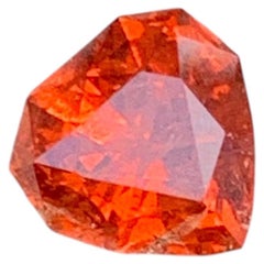 Satter Fanta-Orangefarbener Spessartin-Granat in Herzform als Schmuckstein, 7 mm
