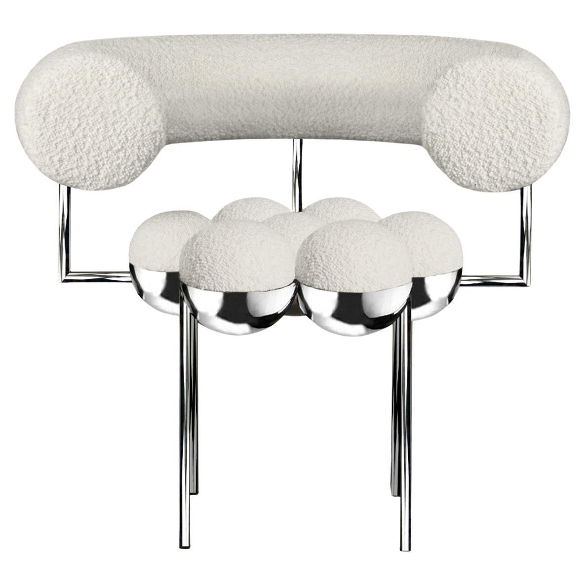 Chaise Saturn, cadre en acier chromé et laine bouclée crème de Lara Bohinc en vente