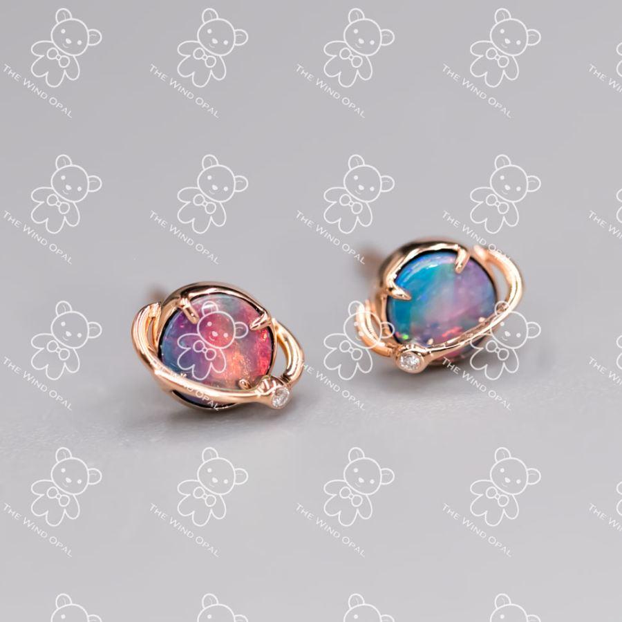 Arts and Crafts Saturn Design Orecchini a perno con opale doppio in oro rosa 18 carati in vendita
