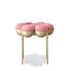 Saturn-Hocker, klein, Gestell aus gebürstetem Messing und rosa Wolle von Lara Bohinc