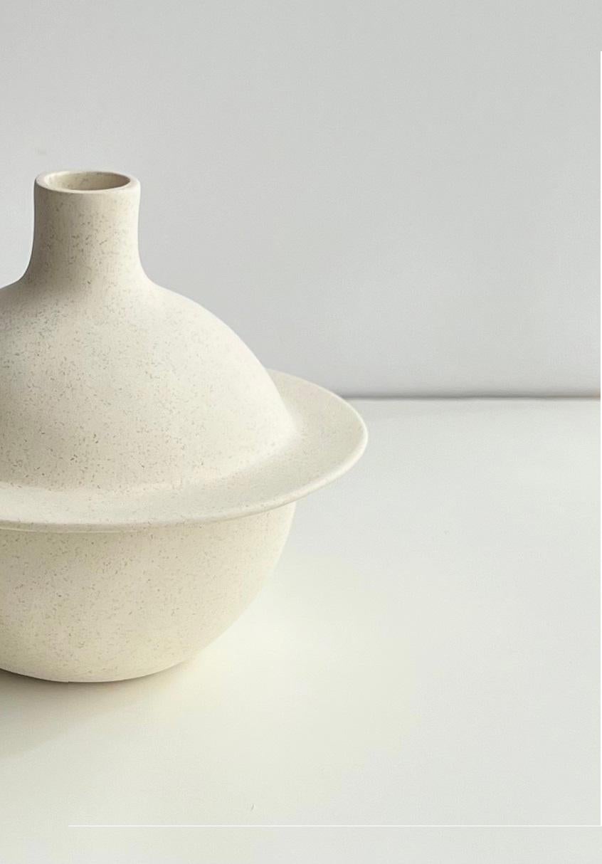 Nuova Zelanda Vaso scultoreo Saturn di Karin Amdal in vendita