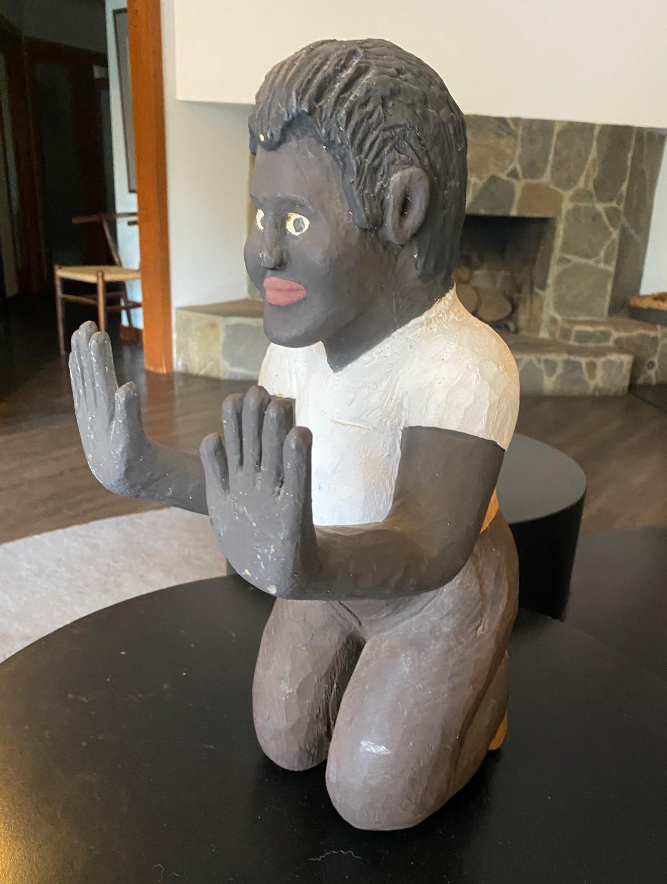 Sculpté à la main Sculpture d'art populaire cubain signée Saturnino Portuonda Pucho Odio en vente