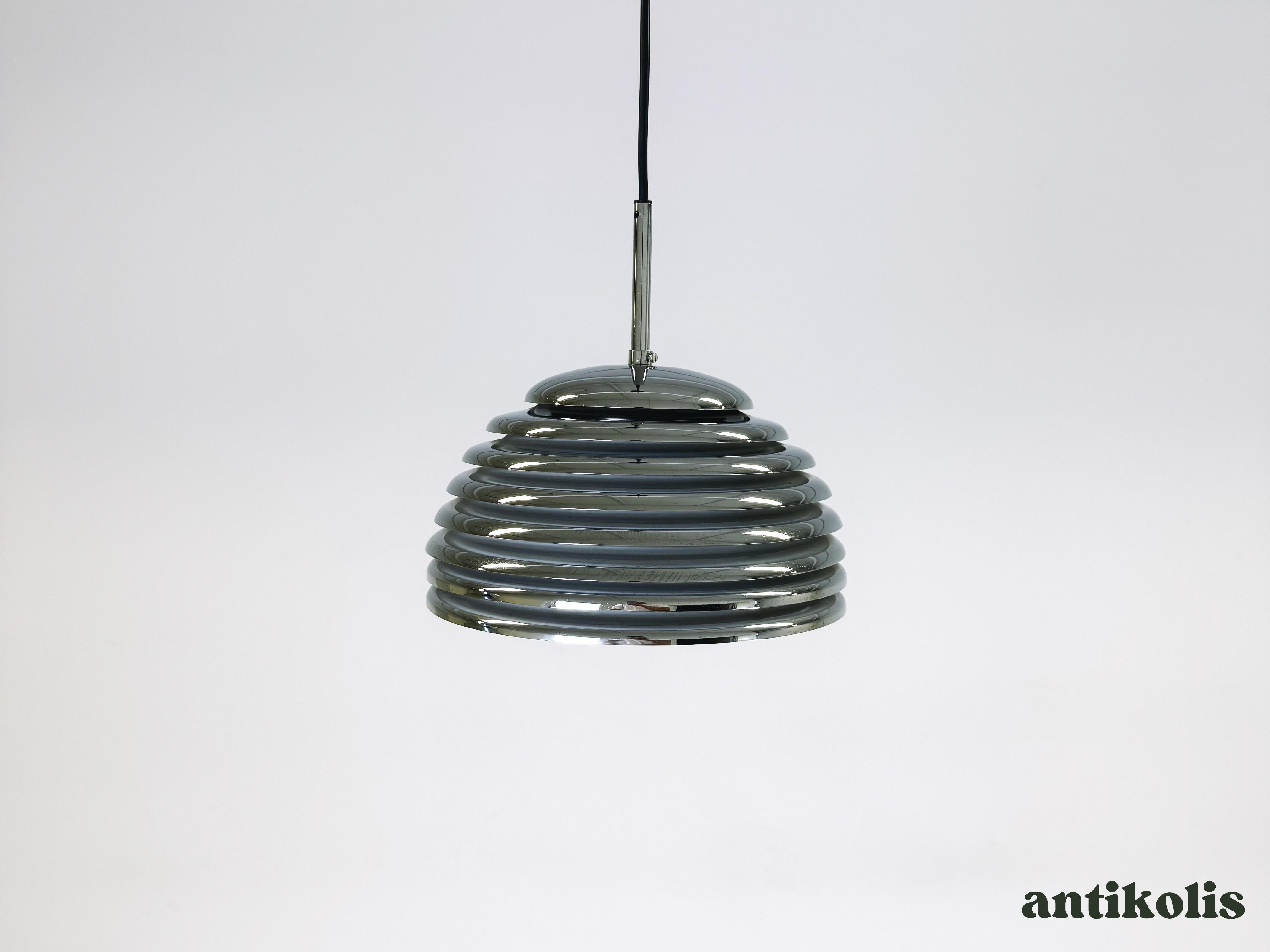 We are offering a beautiful Saturno hanging lamp (model 5635) by Kazuo Motozawa for sale. This ceiling light was designed in the 1970s for the renowned manufacturer Staff.

Condition: Good used condition with signs of wear due to age. (see