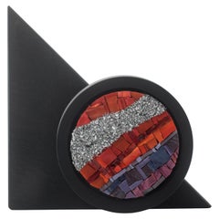 SATURN - Zeitgenössische Skulptur aus Mosaik und Schiefer von Nino Basso