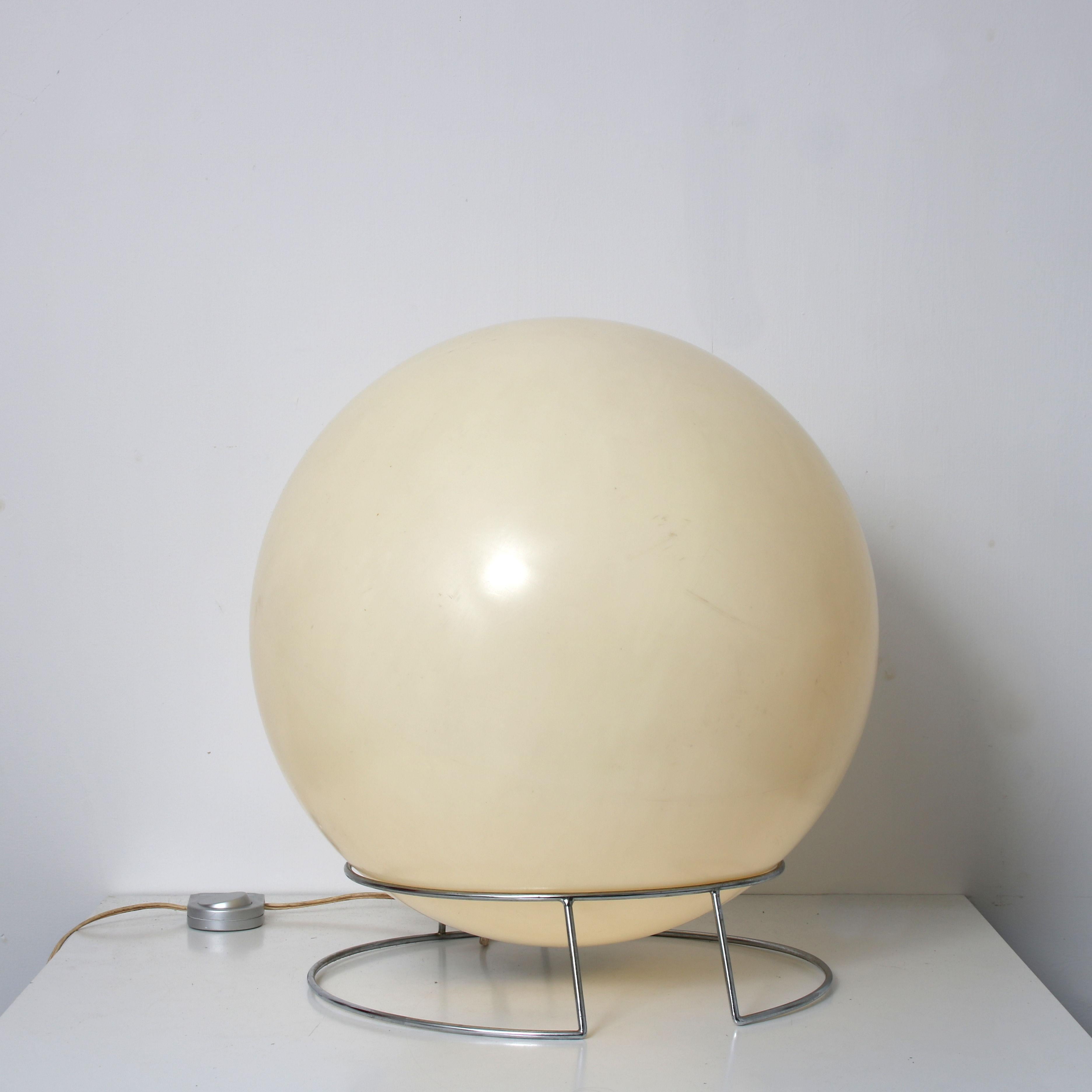 An eye-catching table or floor lamp, model “Saturnus”, manufactured by Raak in the Netherlands in 1971.

This rare piece was produced only in that year, and is therefore really hard to find! It’s is a really beautiful piece, made of a large plastic