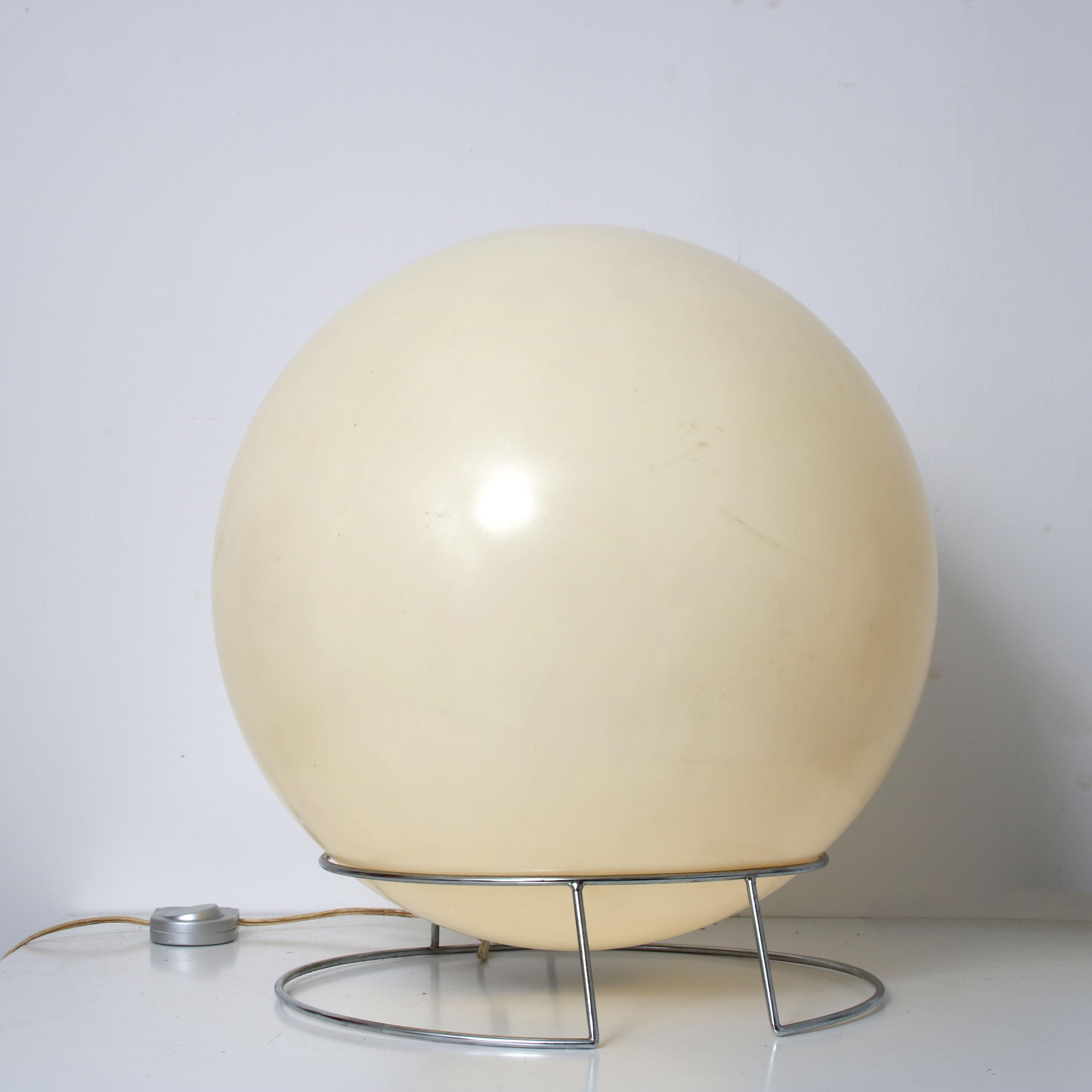 “Saturnus” Floor / Table Lamp by Raak, Netherlands 1970 In Good Condition For Sale In Amsterdam, NL