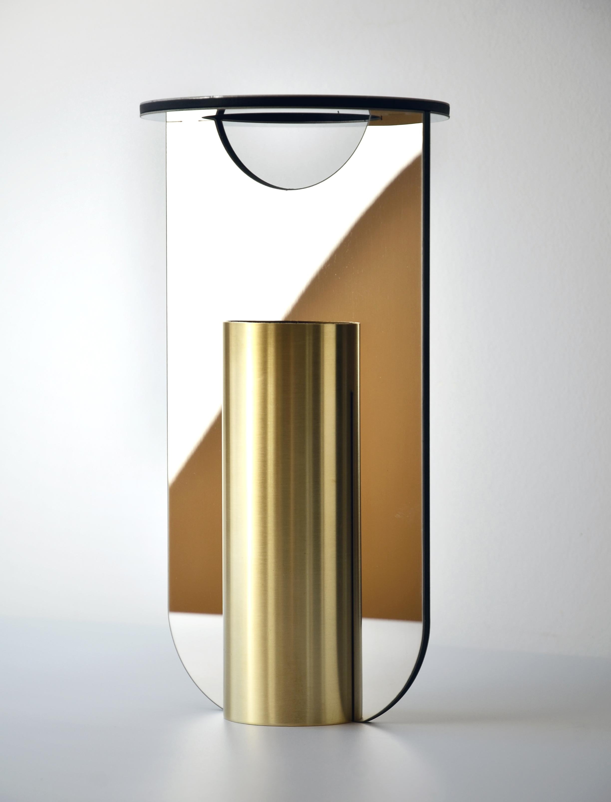 Postmoderno Vaso Saturnus Small di Atlas Project in vendita