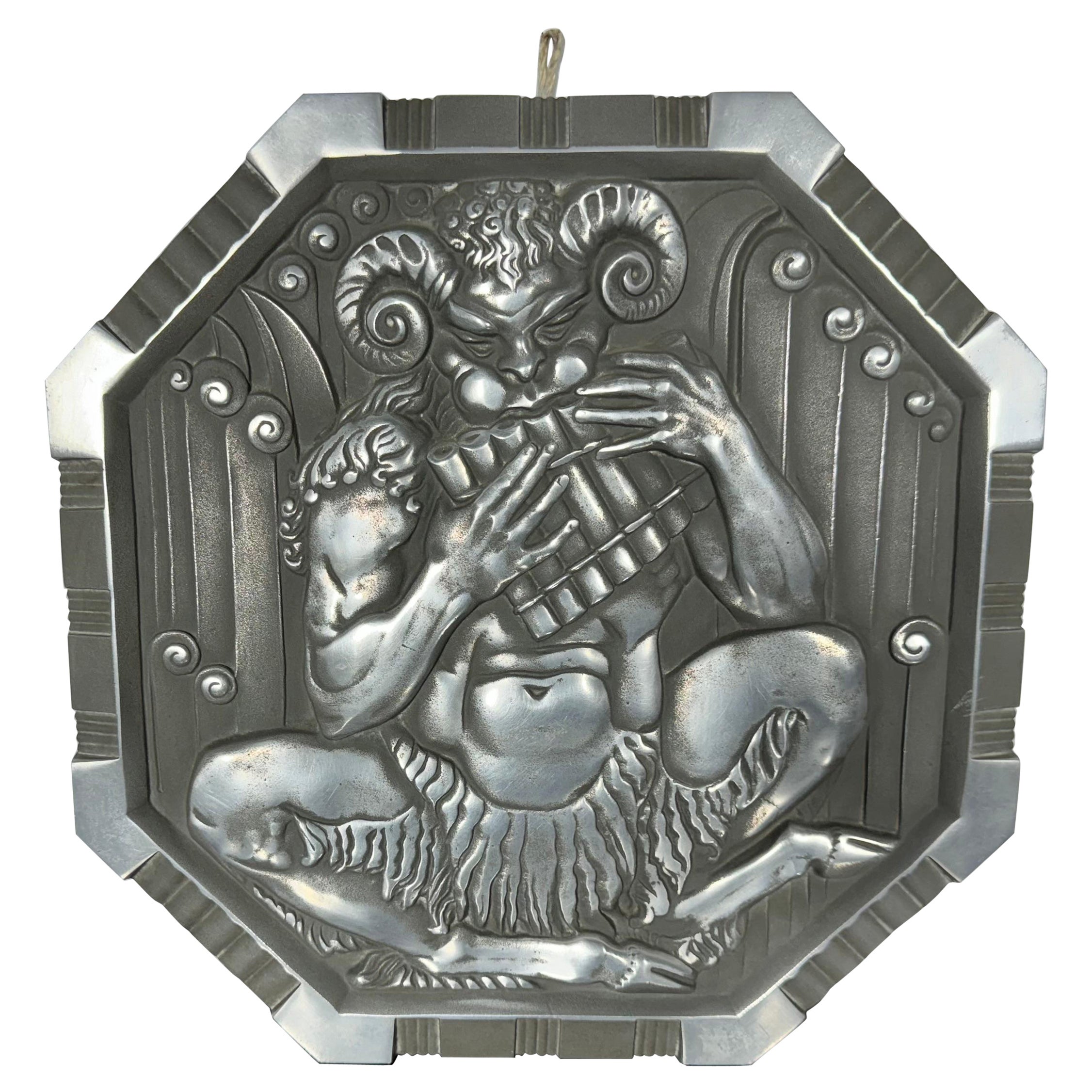 „Satyr beim Spielen mit Pfeifen“, seltene Art-Déco-Skulptur-Tafel von Chambellan für Alcoa