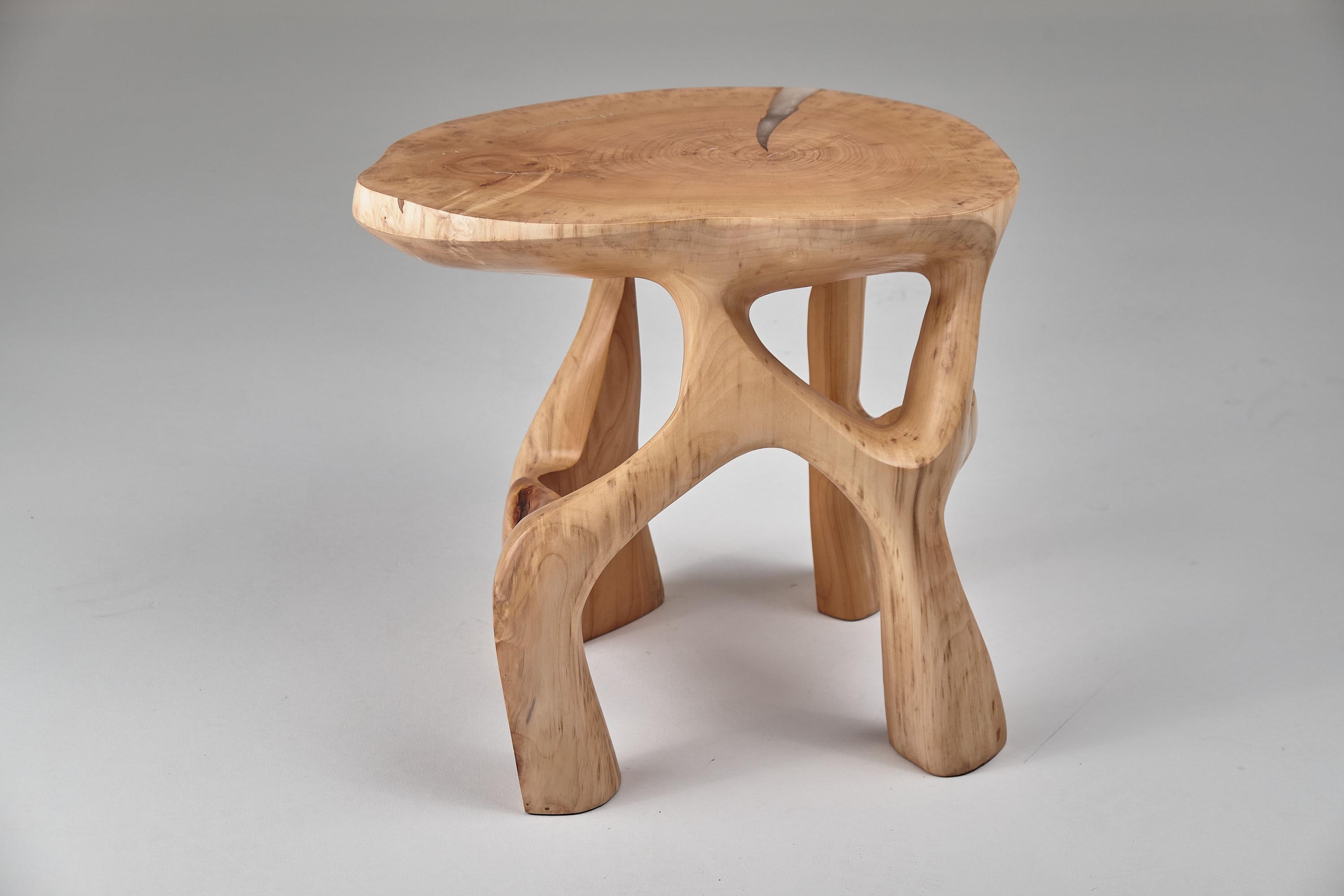 Satyres, table d'appoint sculpturale en bois massif, design contemporain original, Lognitur 6