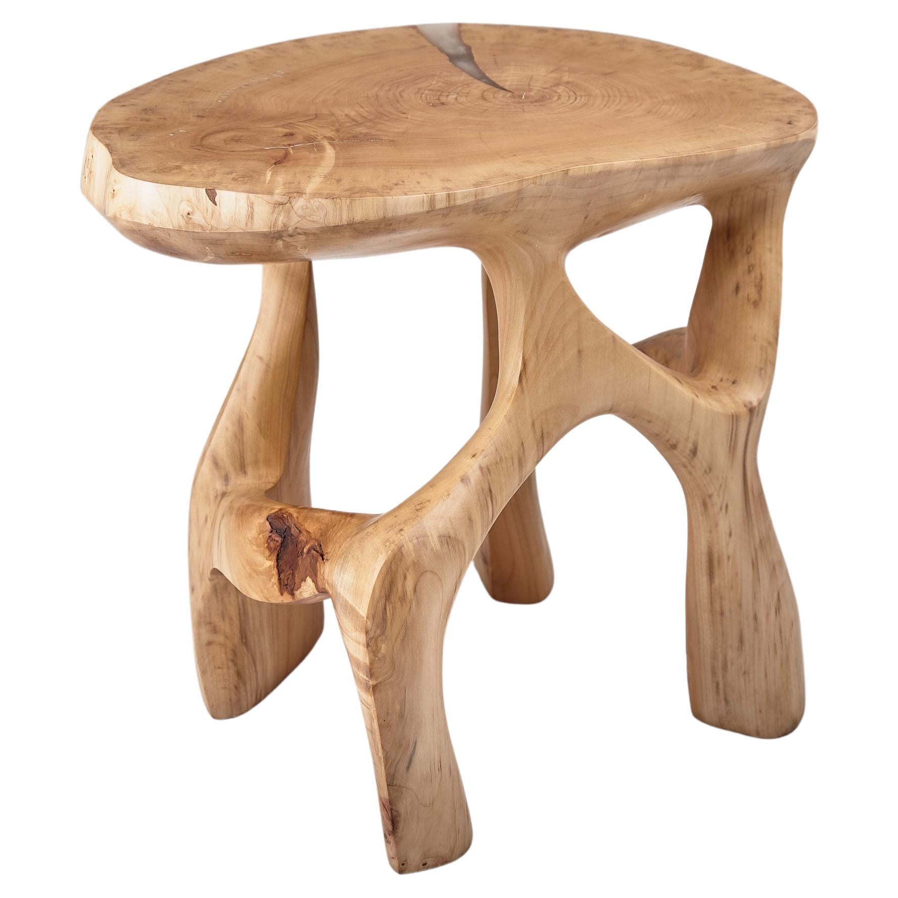 Satyres, table d'appoint sculpturale en bois massif, design contemporain original, Lognitur