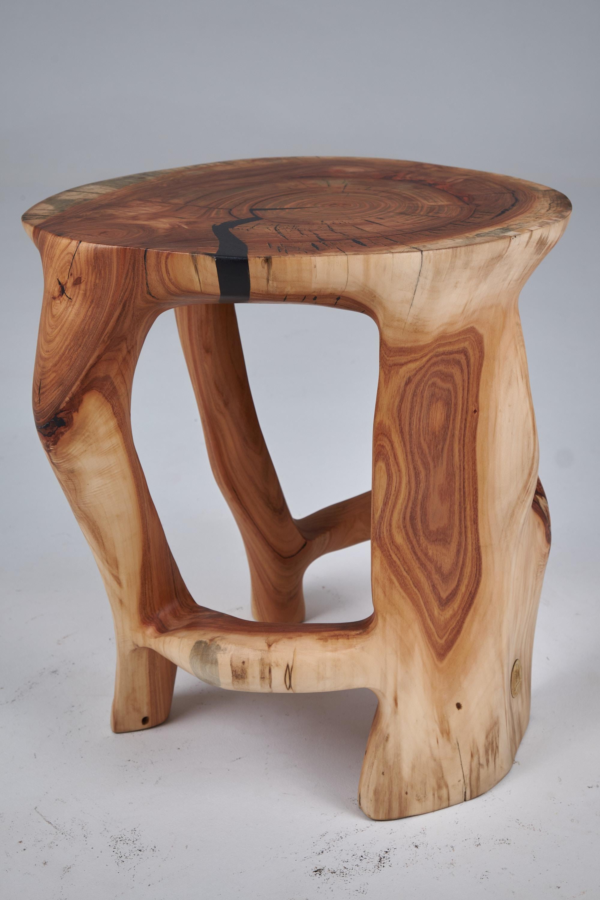 Satyrs, Mesa Auxiliar Escultórica de Madera Maciza Diseño Contemporáneo Original, Logniture en venta 5