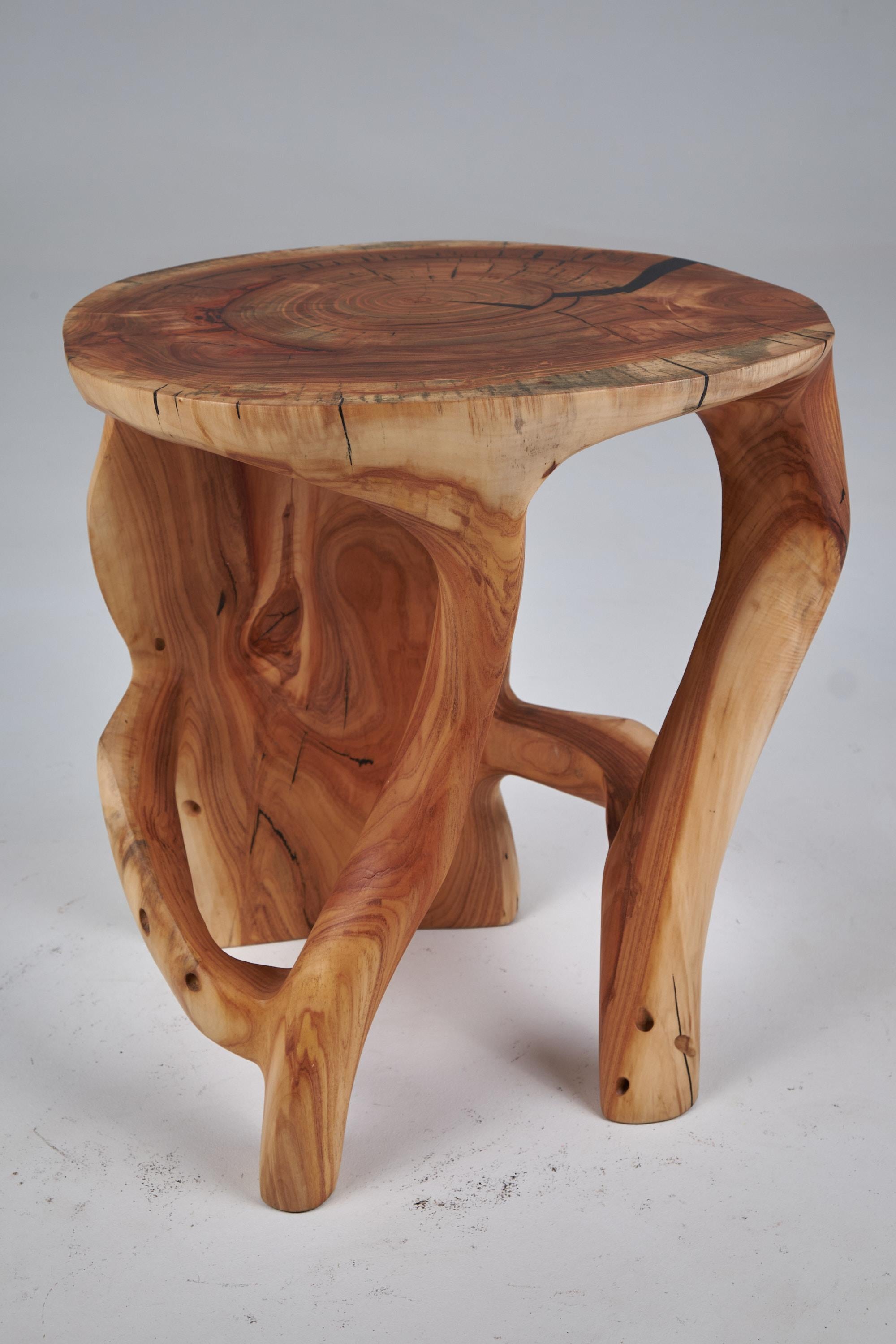 Satyrs, Mesa Auxiliar Escultórica de Madera Maciza Diseño Contemporáneo Original, Logniture en Nuevo estado para la venta en Stara Gradiška, HR