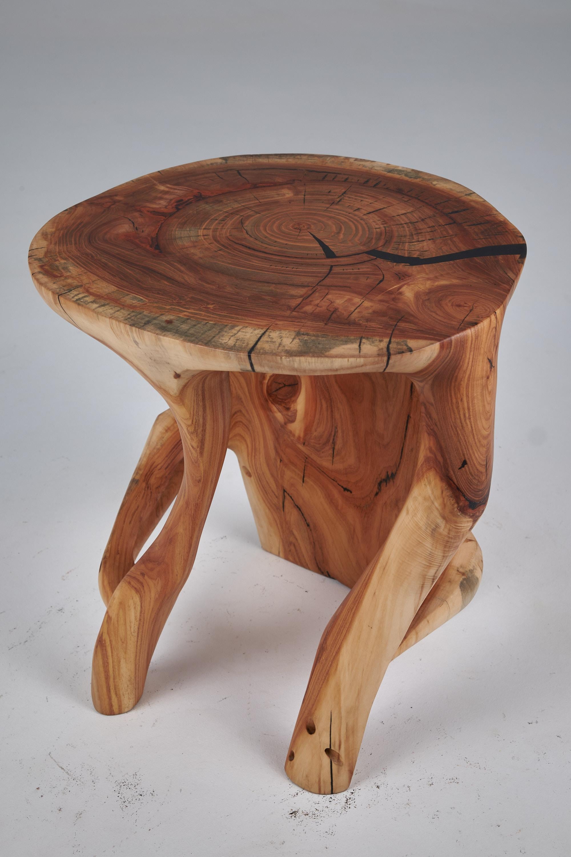Satyrs, Mesa Auxiliar Escultórica de Madera Maciza Diseño Contemporáneo Original, Logniture en venta 2