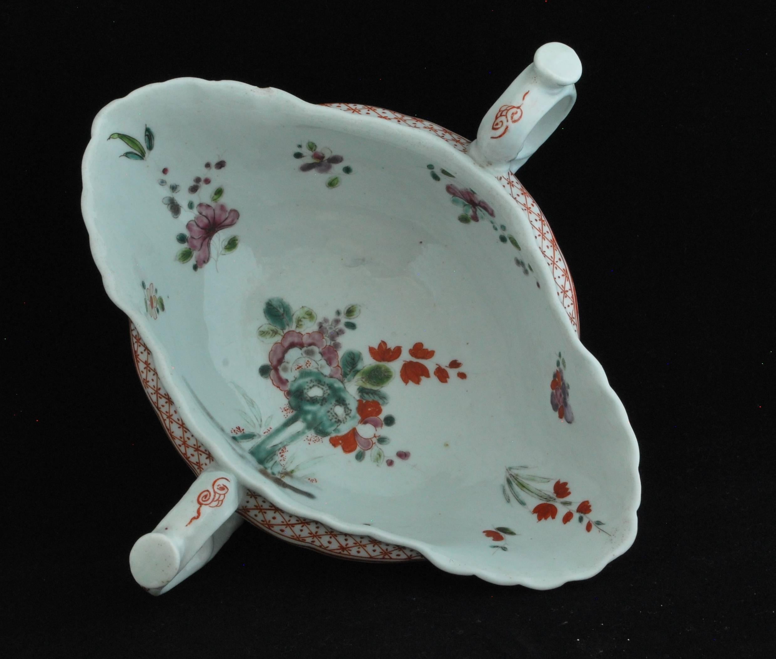 Sauce Boat, Double-Handled, Worcester, circa 1756 For Sale 2