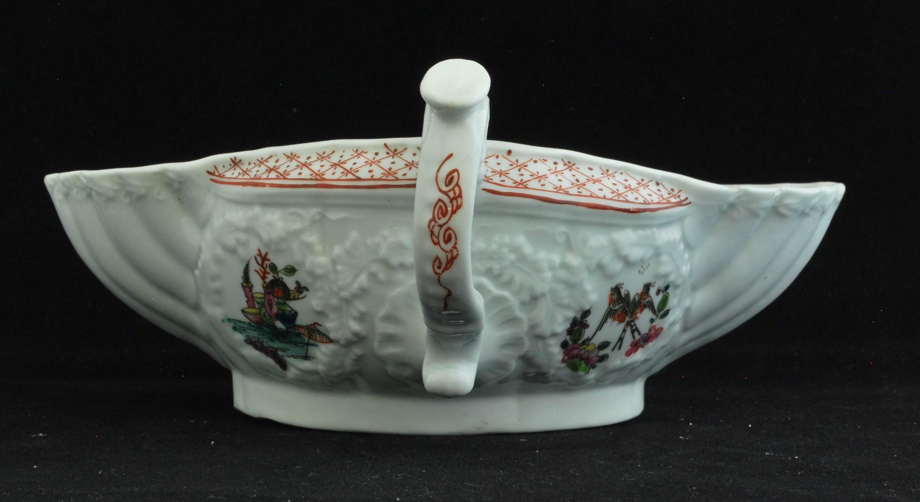 Sauce Boat, Double-Handled, Worcester, circa 1756 In Good Condition For Sale In Melbourne, Victoria