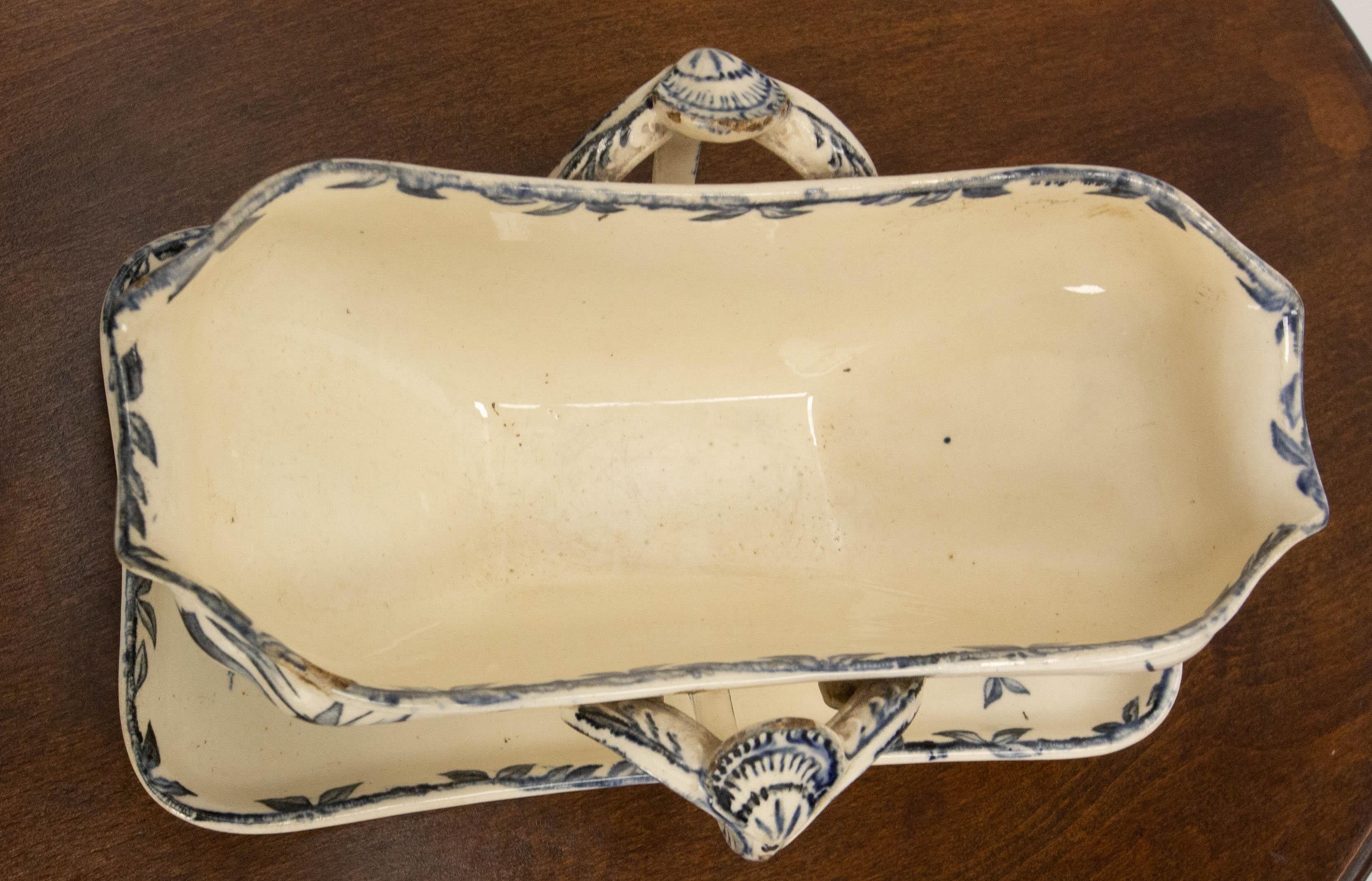 Sauceboat or Ceramic Gravy Boat French, Late 19th Century For Sale 2