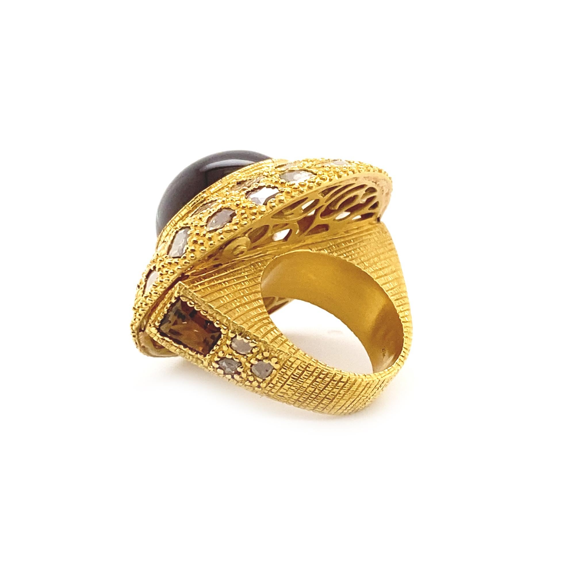 Saucer-Ring mit großem Cognac-Quarz als Mittelstein und 3,24-Karat Diamanten im Zustand „Neu“ im Angebot in Secaucus, NJ