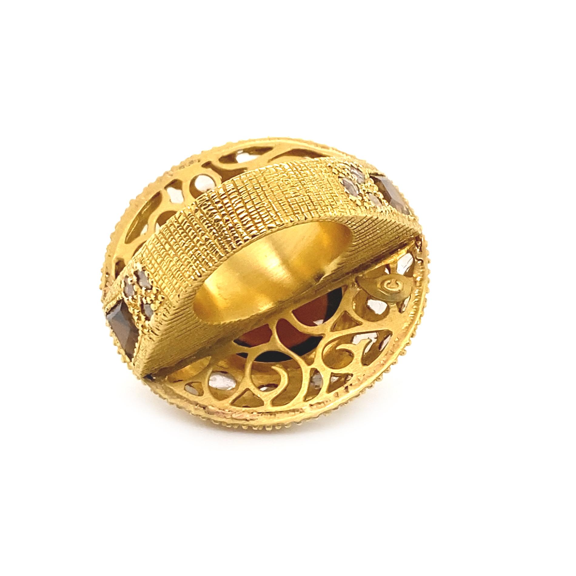 Saucer Ring with Large Cognac Quartz Centerstone and 3.24-carat Diamonds For Sale 1
