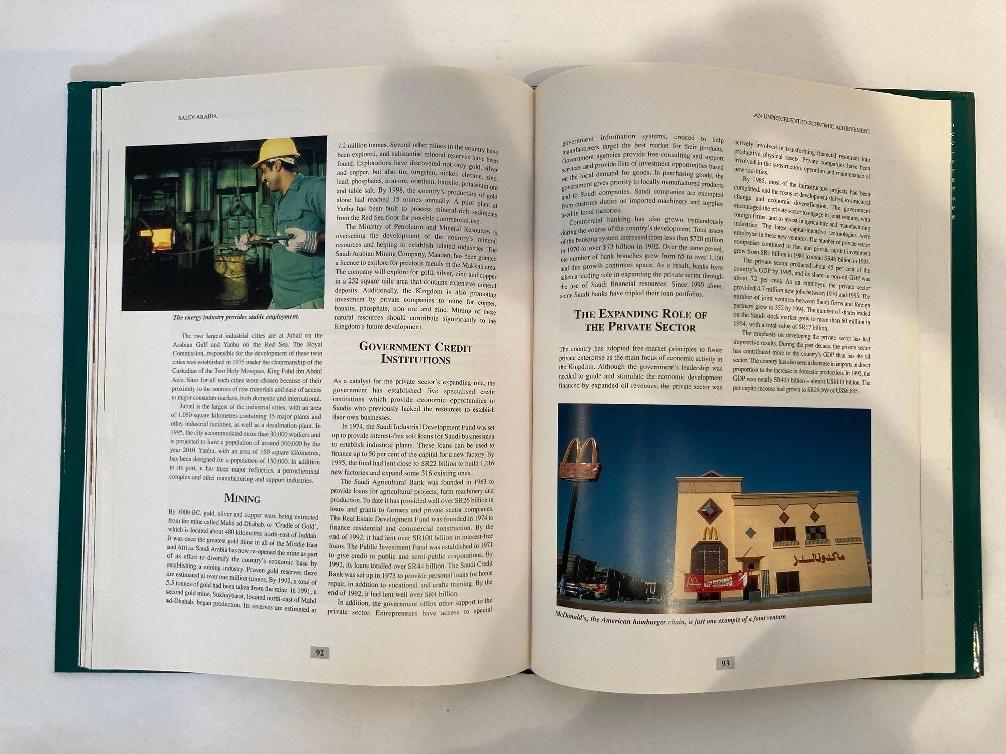 Saudi Arabia, Profile of a Kingdom Book by Claude Avézard, Jan Dobson Hardcover For Sale 13