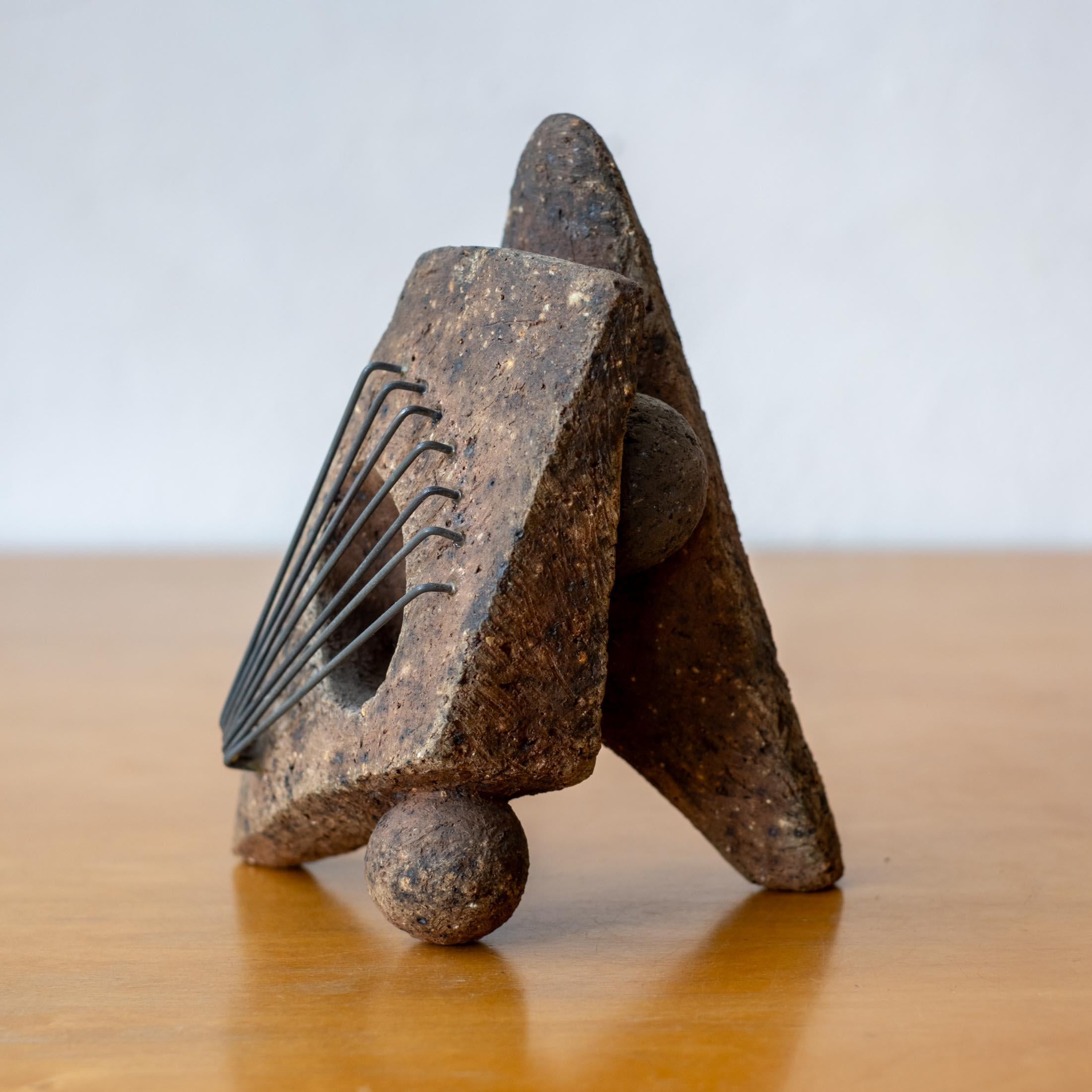 Saúl Moreno Scultura astratta modernista messicana in pietra e metallo in vendita 1