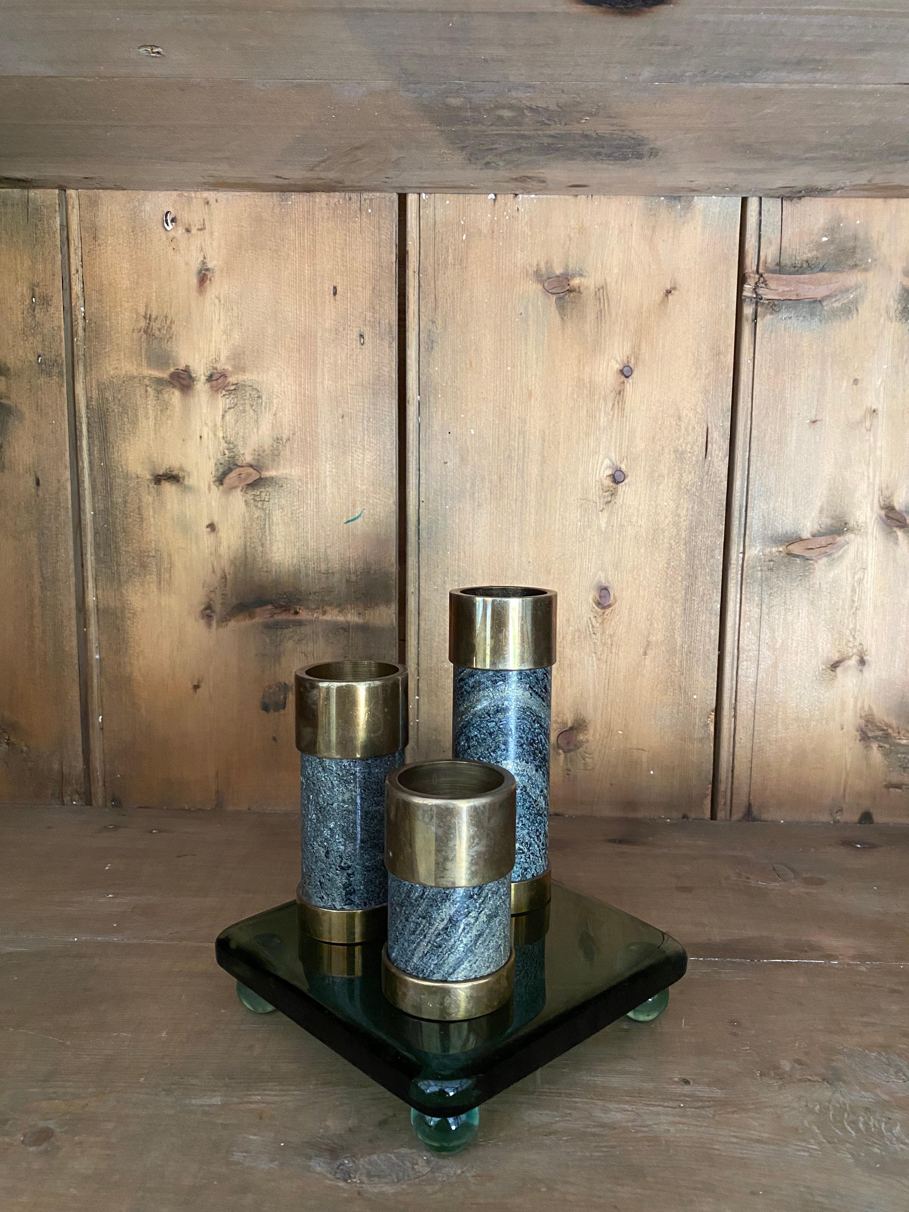 20ième siècle Saulo for Sulitjelma Stein og Metall Bougeoirs en pierre et bronze, lot de 3 en vente
