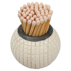 Saunders & Sheperd Ceramic Golf Ball Match Holder
