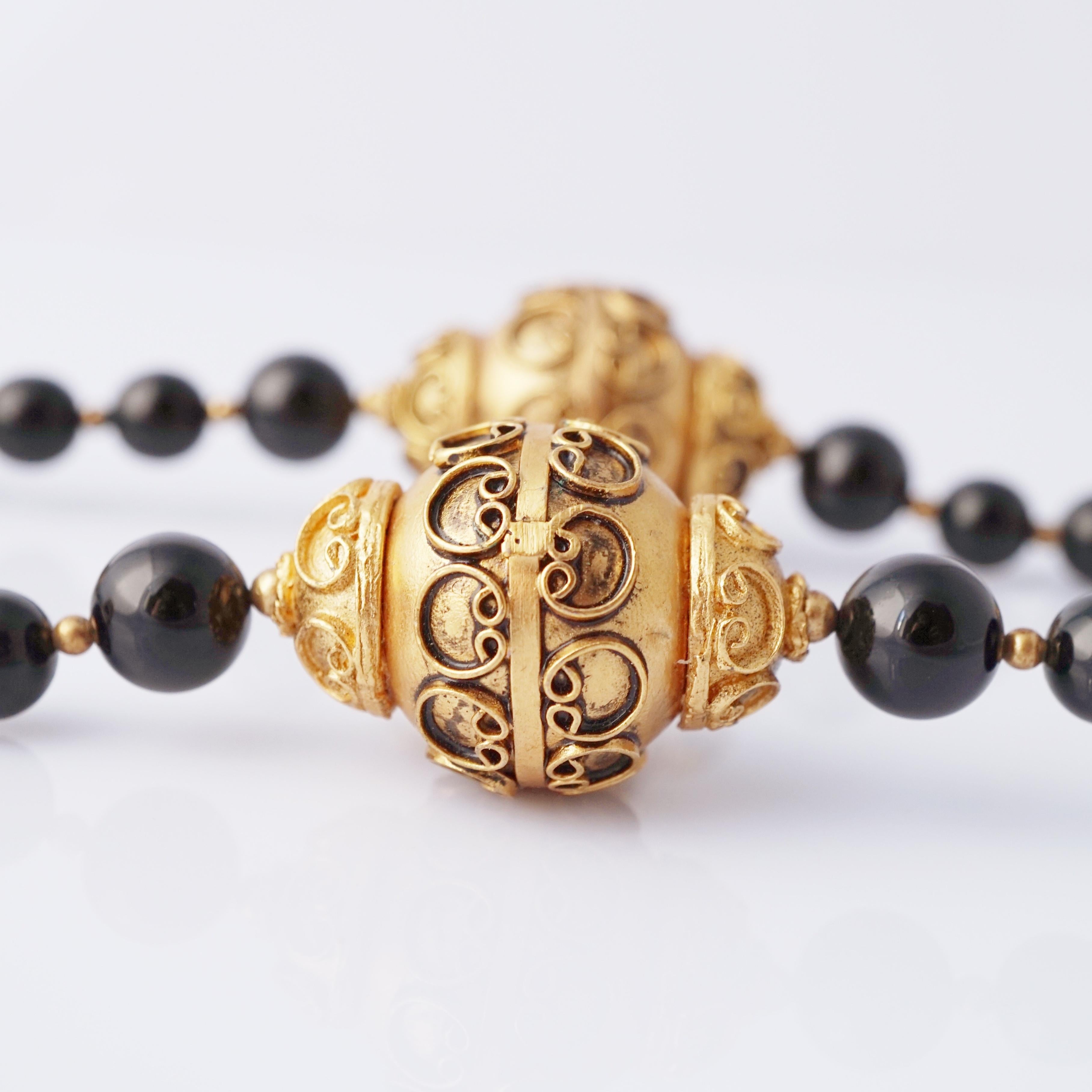Sautoir Beaded Statement Necklace With Gold Balls and Tassel, 1970s In Good Condition In McKinney, TX