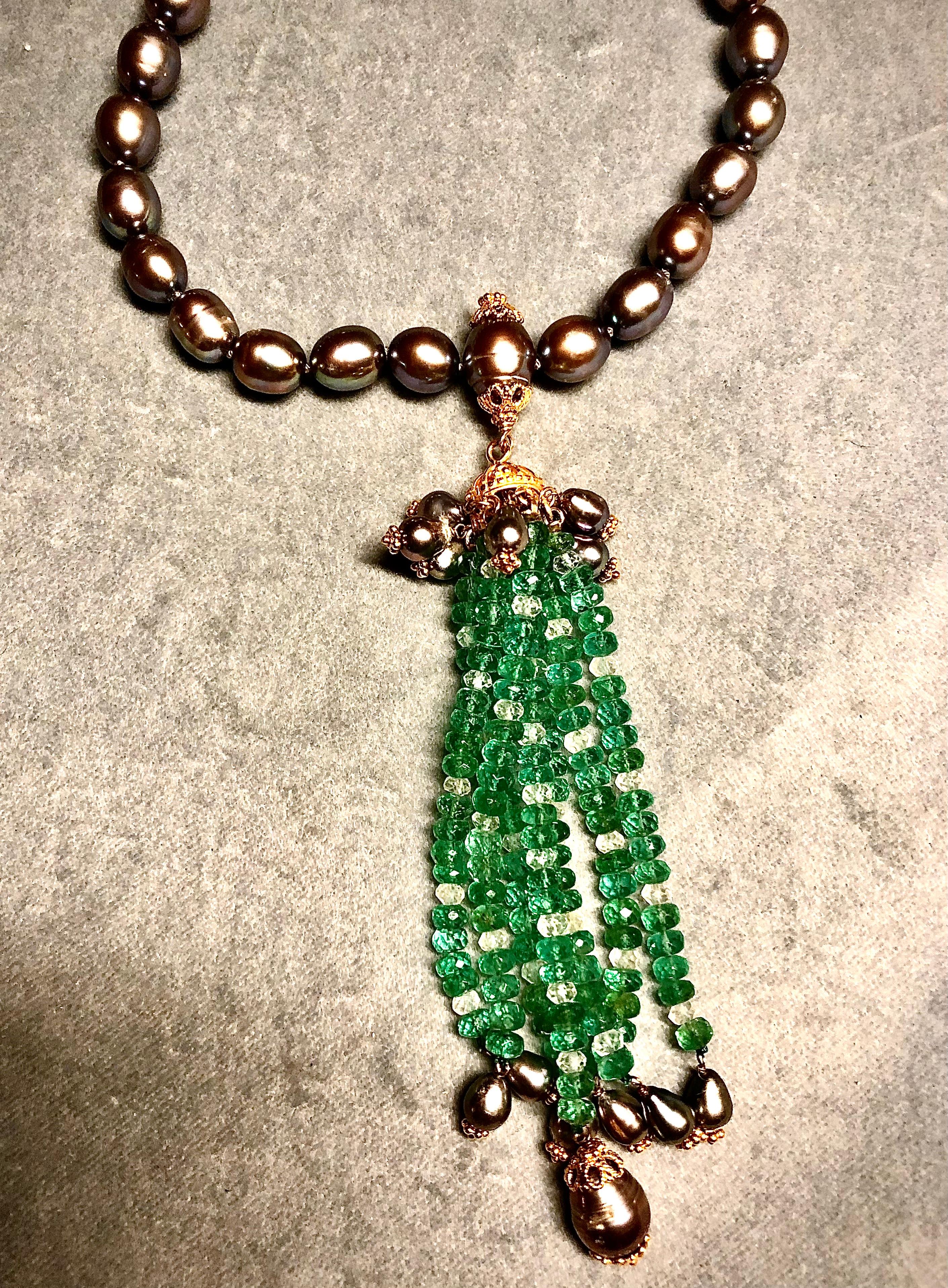 Sautoir necklace w/ freshwater black pearls, emerald beads and rock crystals In New Condition For Sale In New Orleans, LA
