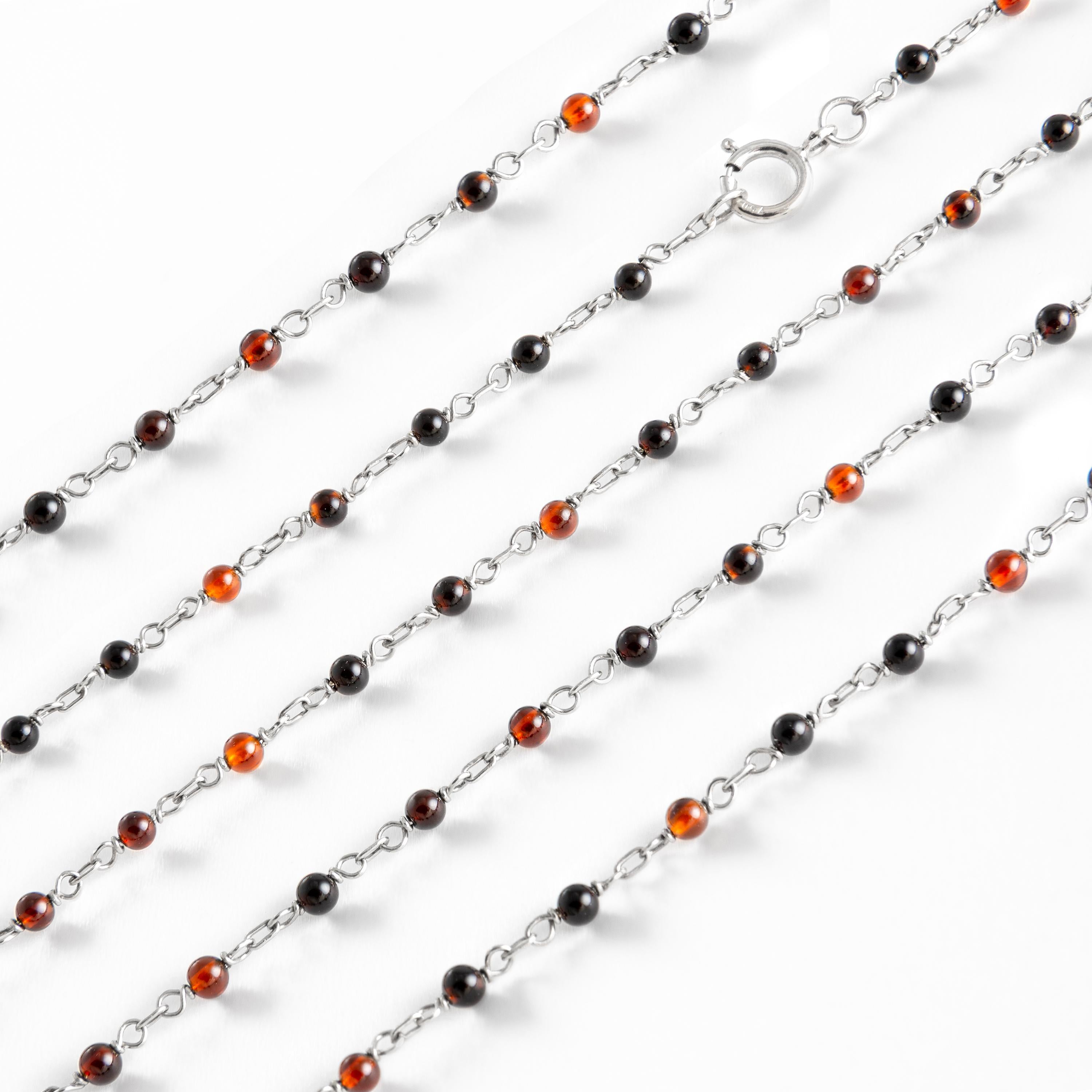 Sautoir Onyx Beads on Silver 925 Necklace.

Length: approximately 39.37 inches (100.00 centimeters).