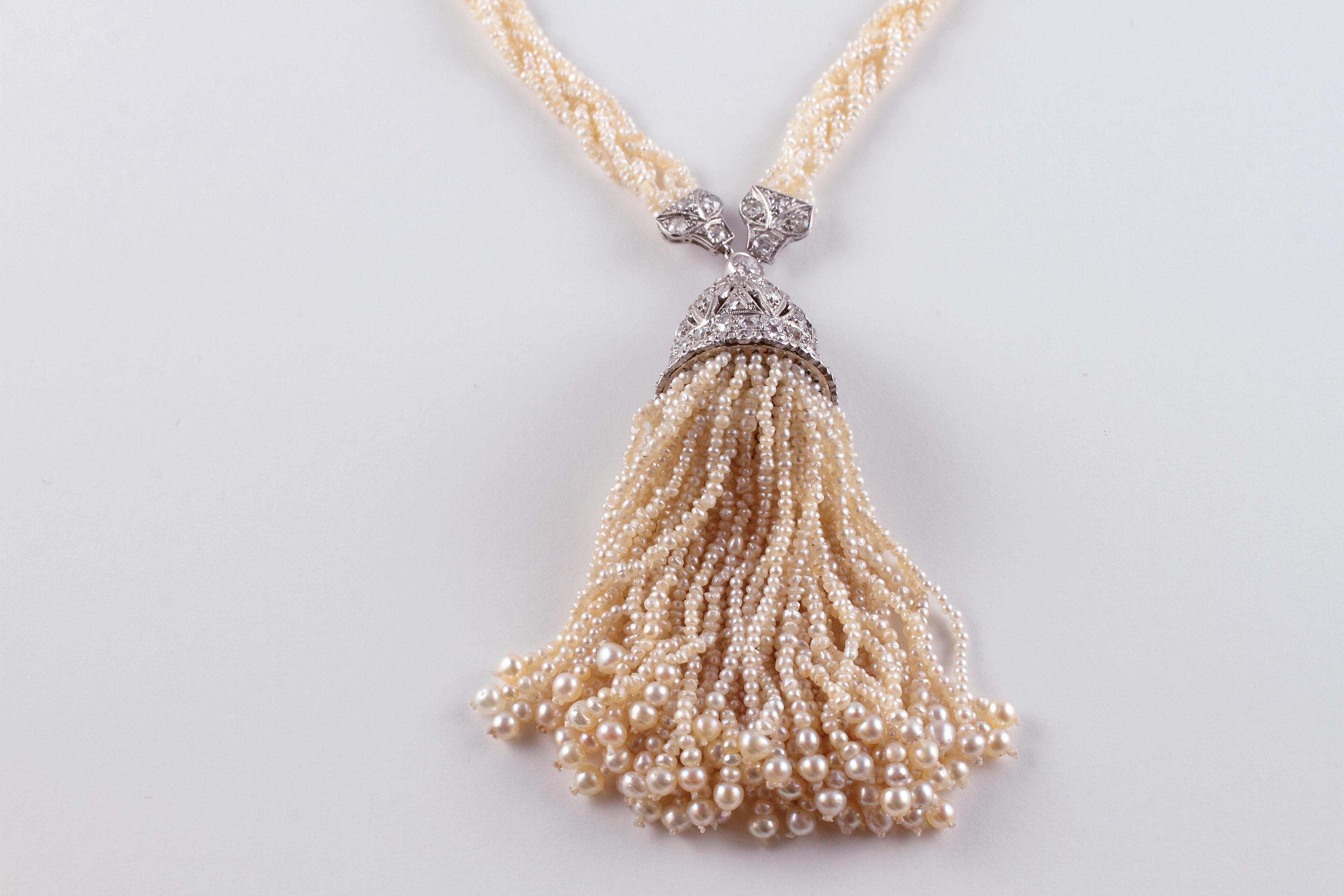 Taglio misto Sautoir di perle con cappuccio di diamanti di platino da 3,23 carati, 1900 circa in vendita