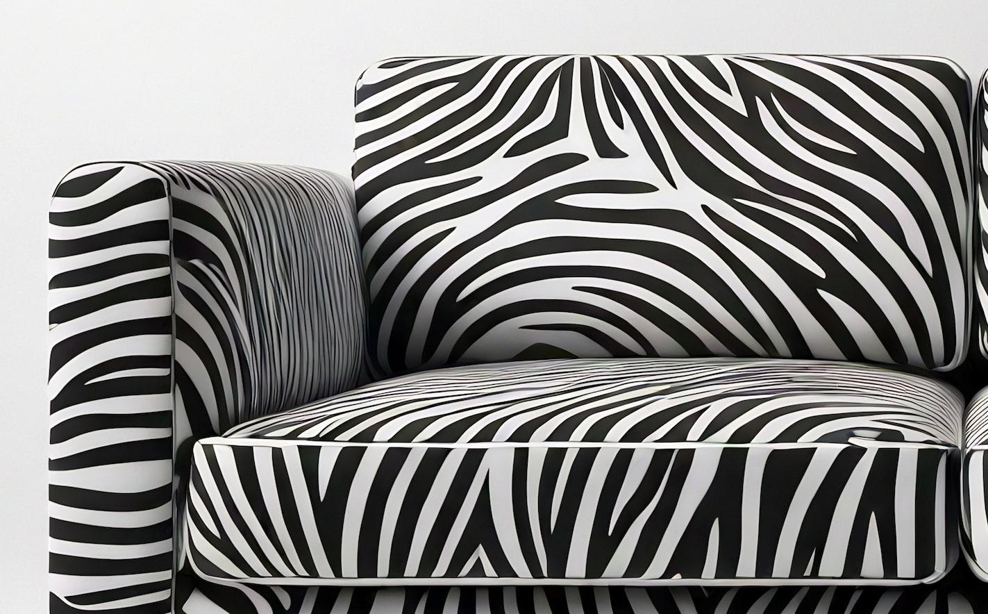 Savannah-Sofa mit weißem 3-Etagen-Sofa mit Tierdruck von Artisanal im Zustand „Neu“ im Angebot in New York, NY