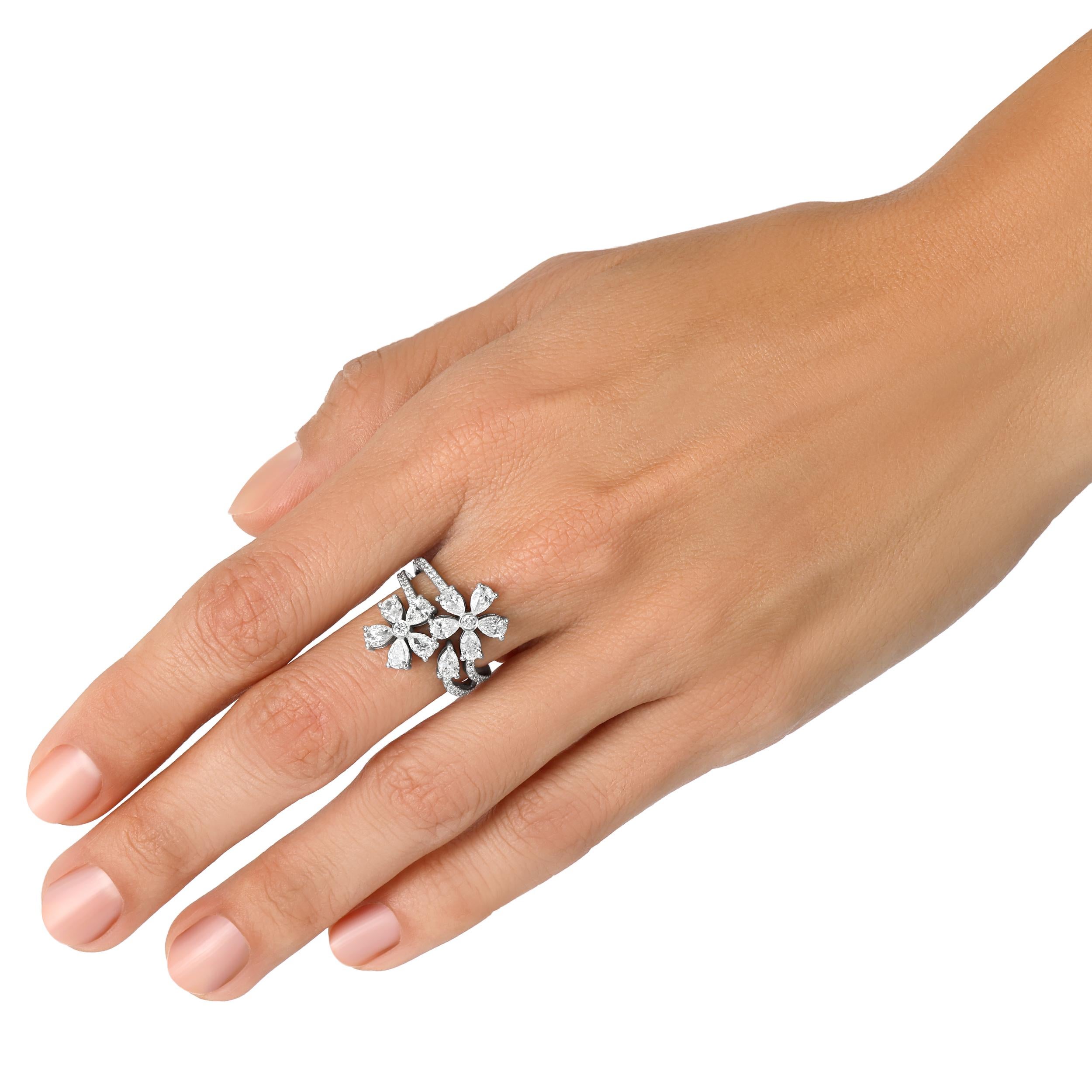For Sale:  Pear Shape 18K White Gold Diamond Petal Ring 2