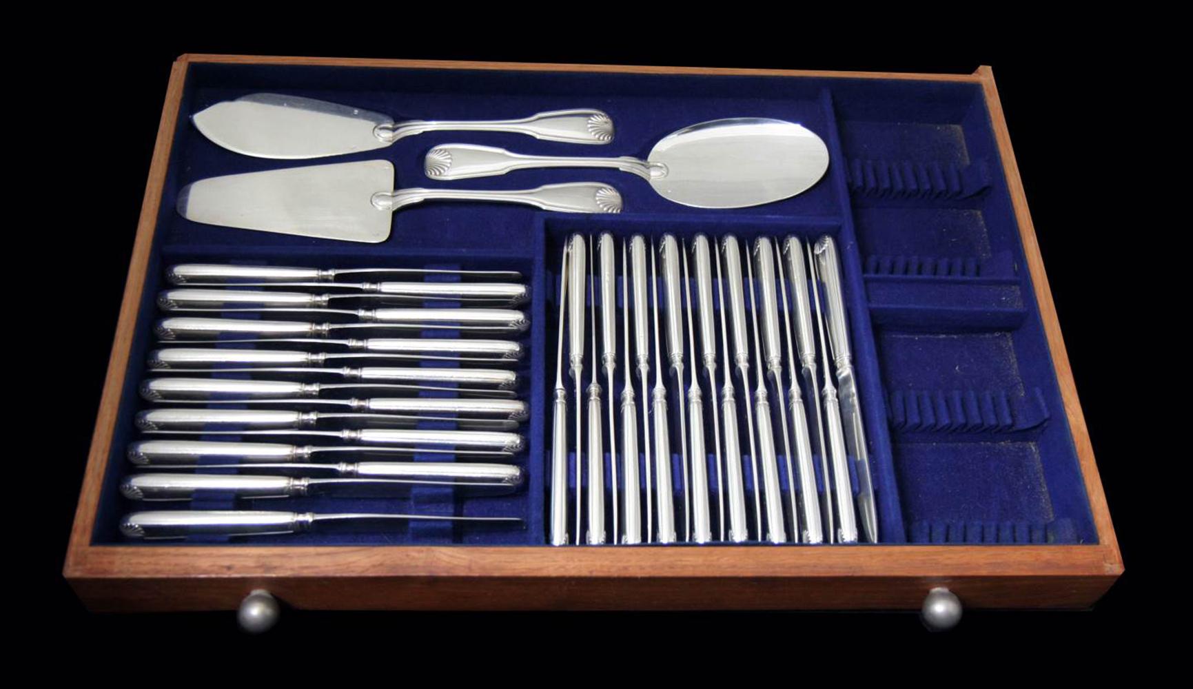 Savary - 277pc. Antique French Sterling Silver Flatware Set, 26 Serving Pieces. For Sale 12
