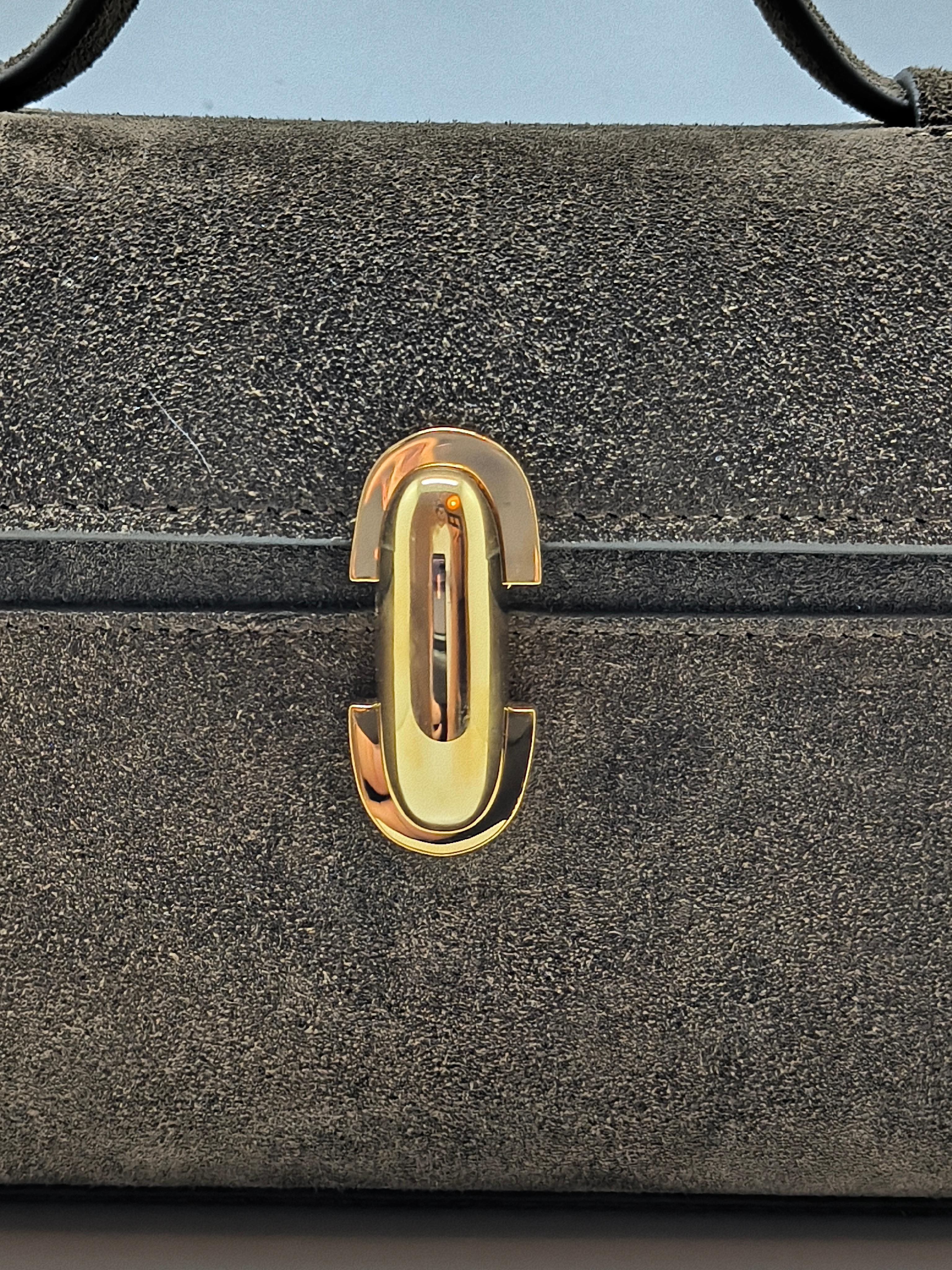 Savette Green Khaki Symmetry suede Top Handle Clutch Bag In New Condition For Sale In PUTNEY, NSW