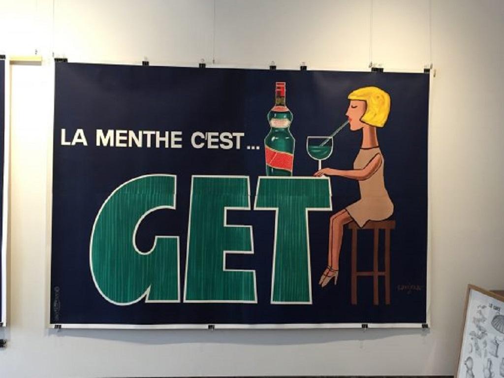 Metà XX secolo Raymond Savignac Get Oversize Woman Poster originale d'epoca in vendita