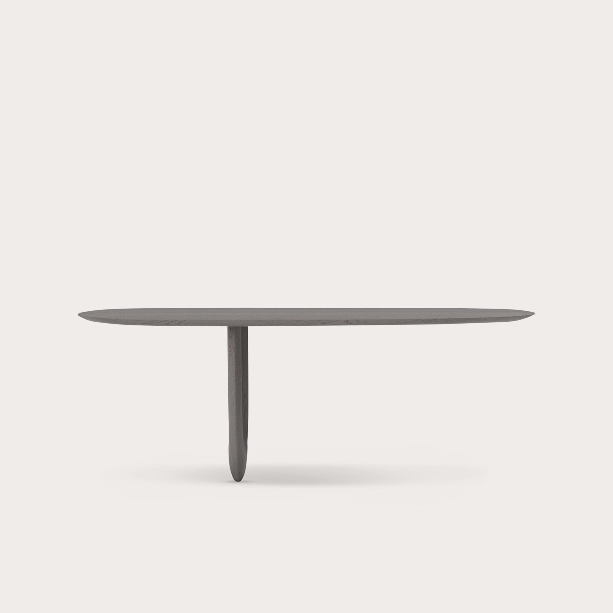 The Savignyplatz in Berlin is an idyllic park in a city square intersected by streets horizontally, diagonally, and asymmetrically and an ever-changing landscape of people enjoying it. Designer Sebastian Herkner’s Savingyplatz console reflects that