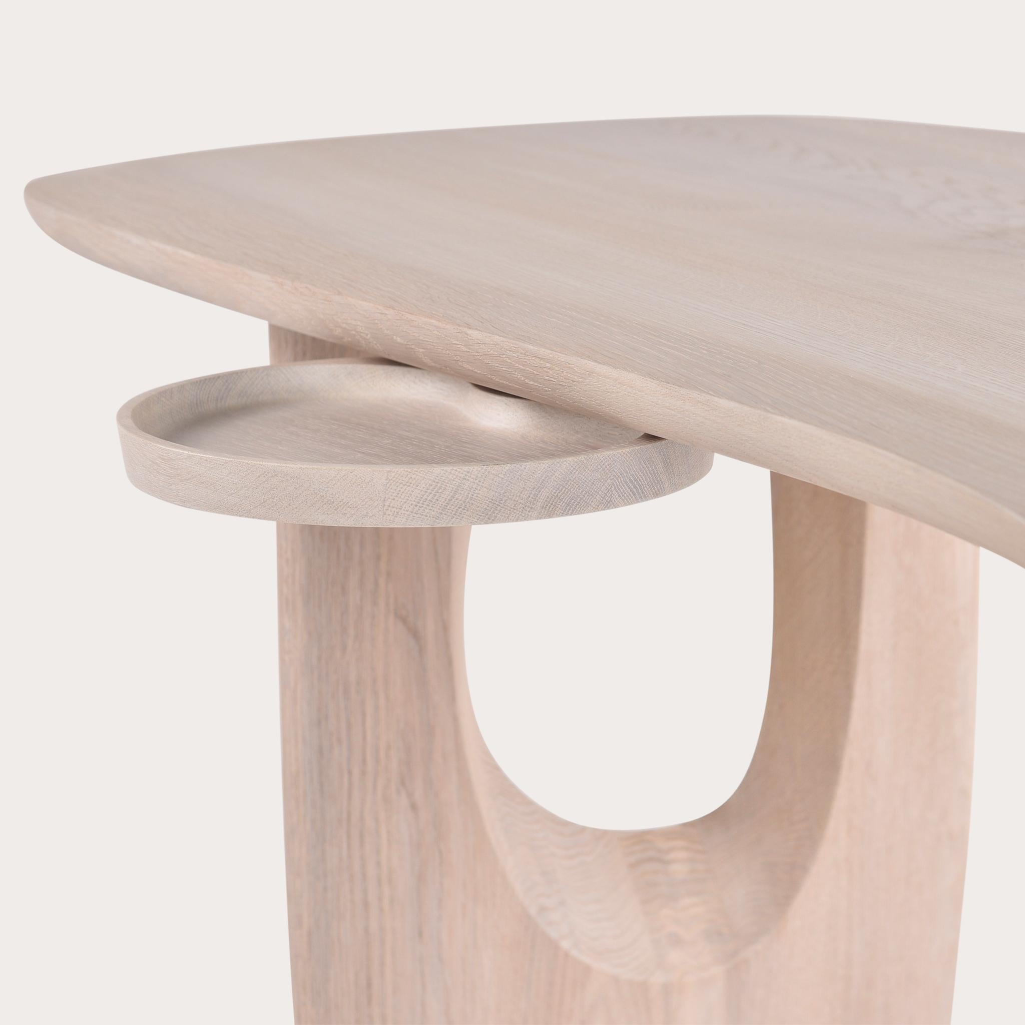 Savignyplatz-Schreibtisch von Sebastian Herkner aus massivem Eichenholz im Angebot 2