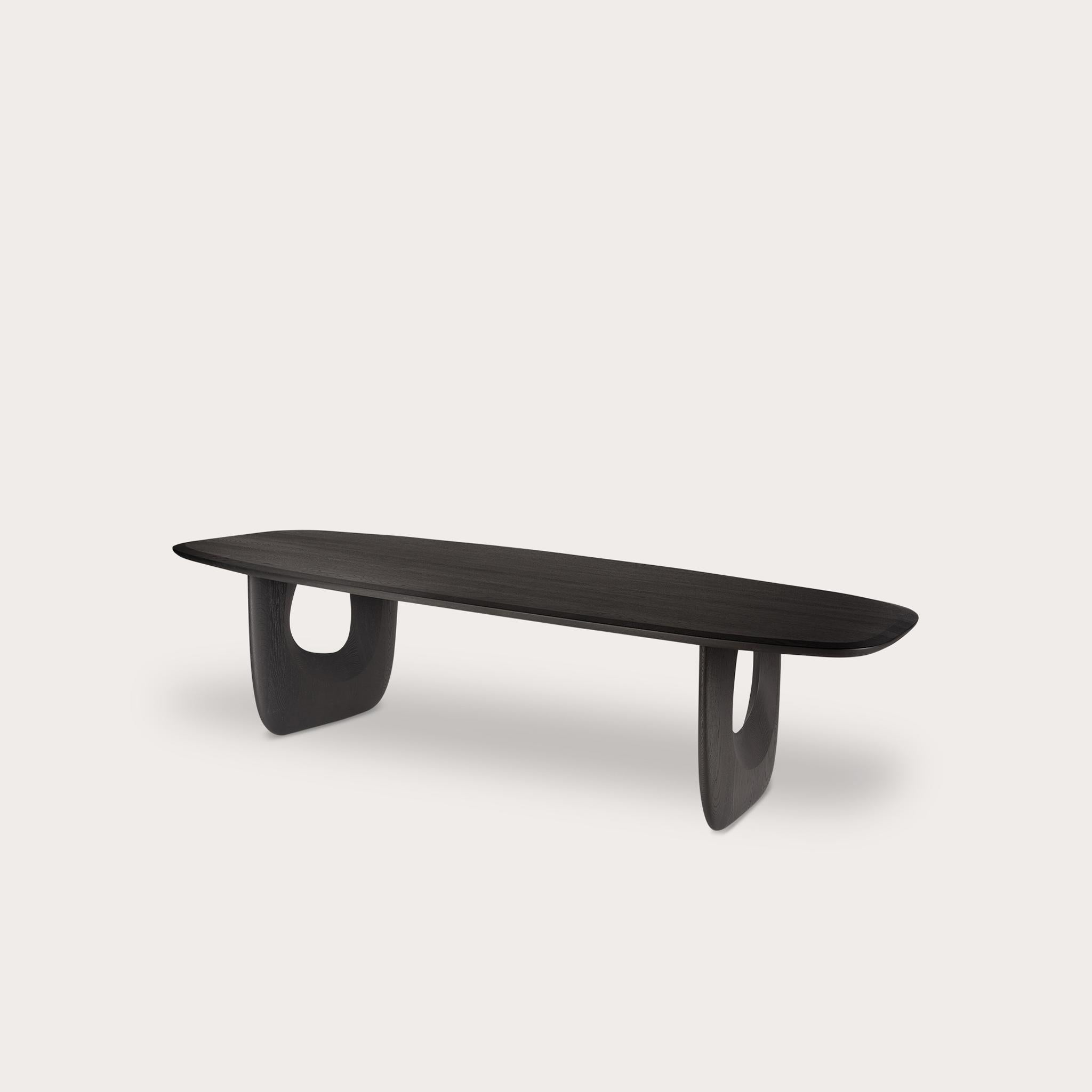 Savignyplatz Dining Table by Sebastian Herkner in Solid Oak Wood For Sale 2