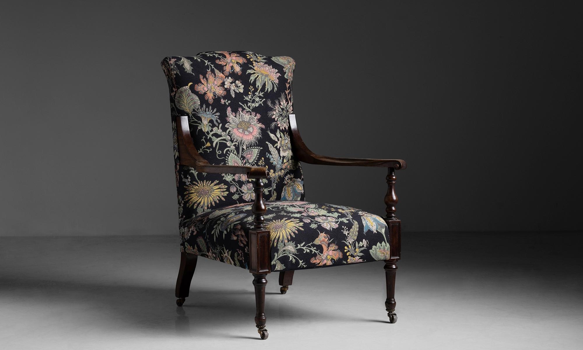 SAVILLE ARMCHAIR IN HOUSE OF HACKNEY JACQUARD FABRIC

England Circa 1890

Generously sized armchair designed by architect George Jack for Morris & Co. newly upholstered in House of Hackney fabric

Measures: 25”w x 29”d x 37”h x 15.5”seat.
 